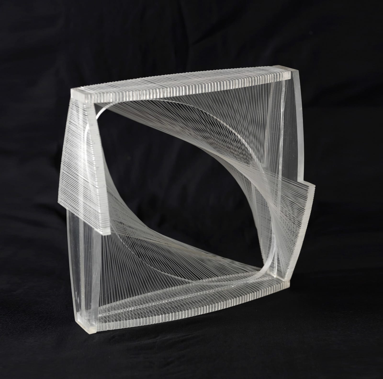 Naum Gabo, Linear Construction in Space No.1 (Variation) , 1976