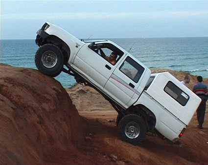Yael Bartana, Kings of The Hill, 2003
