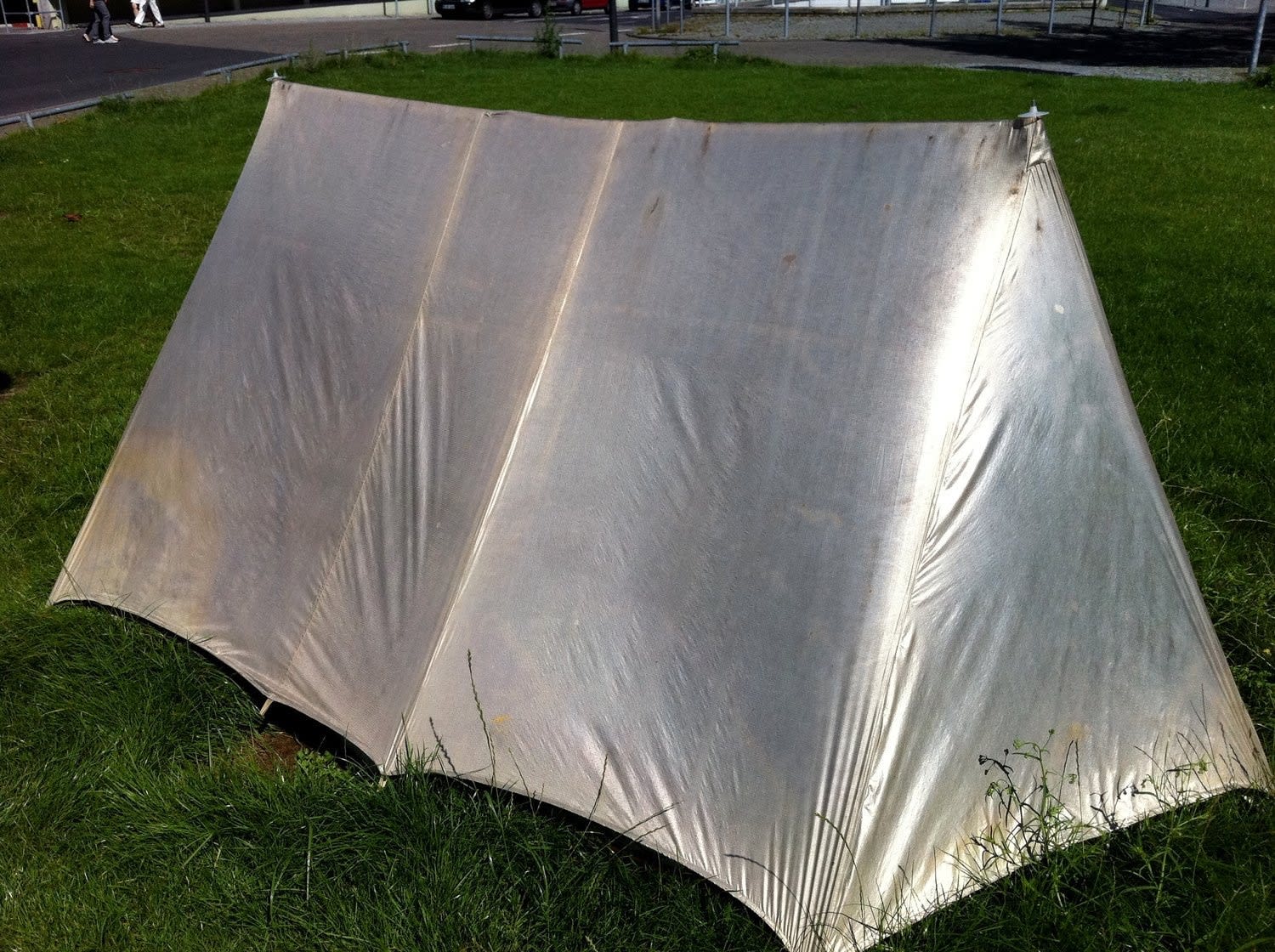 Sarah van Sonsbeeck, Faraday Tent, 2011