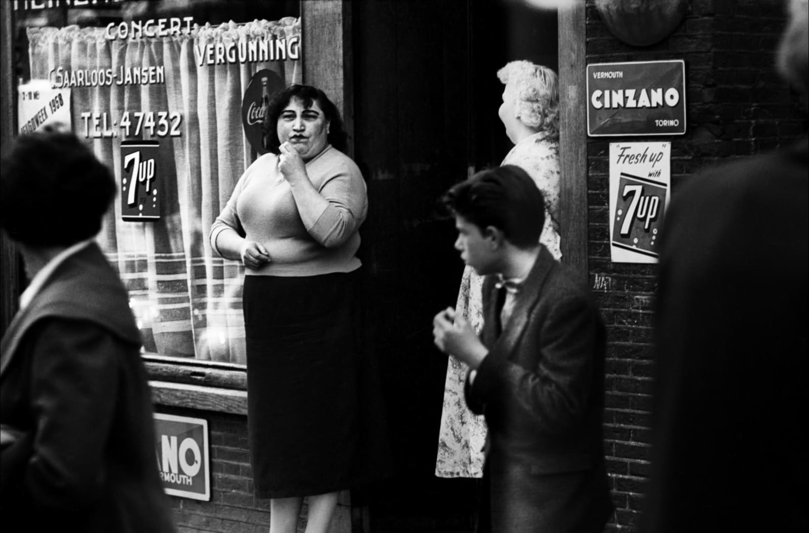 Ed van der Elsken, Oudezijds Achterburgwal, Amsterdam, 1956