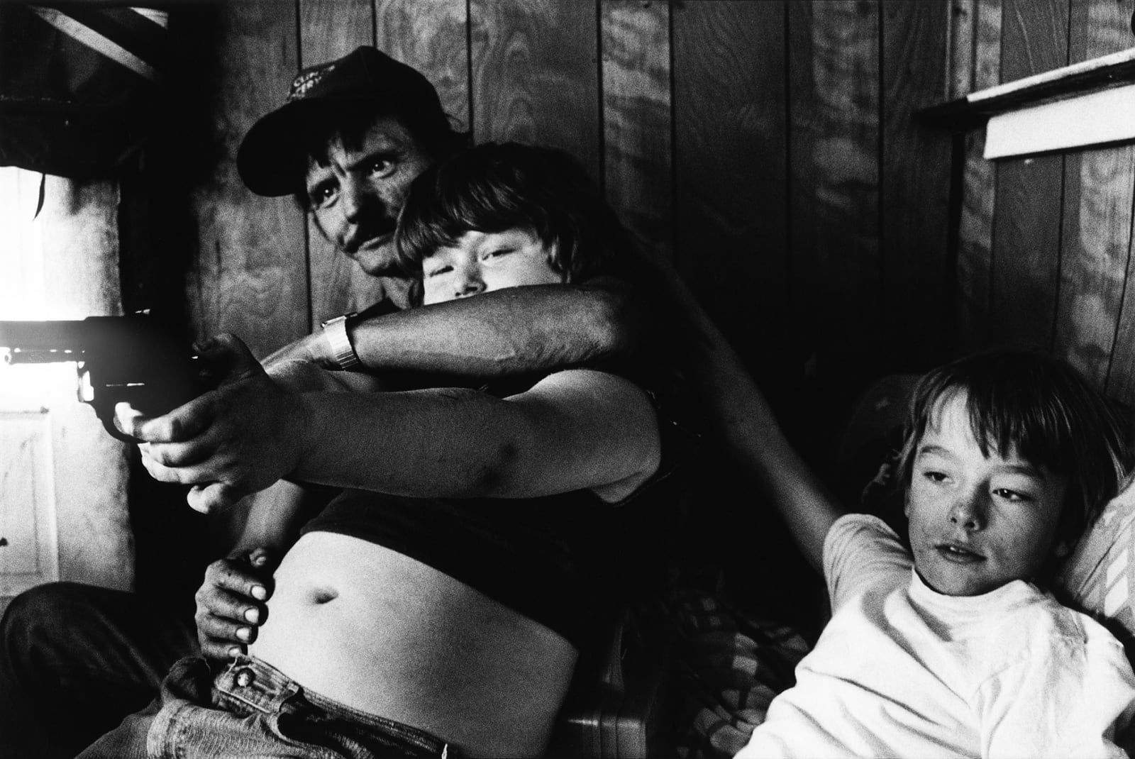 Bertien van Manen, Larry and his grandfather, Cumberland, 1987