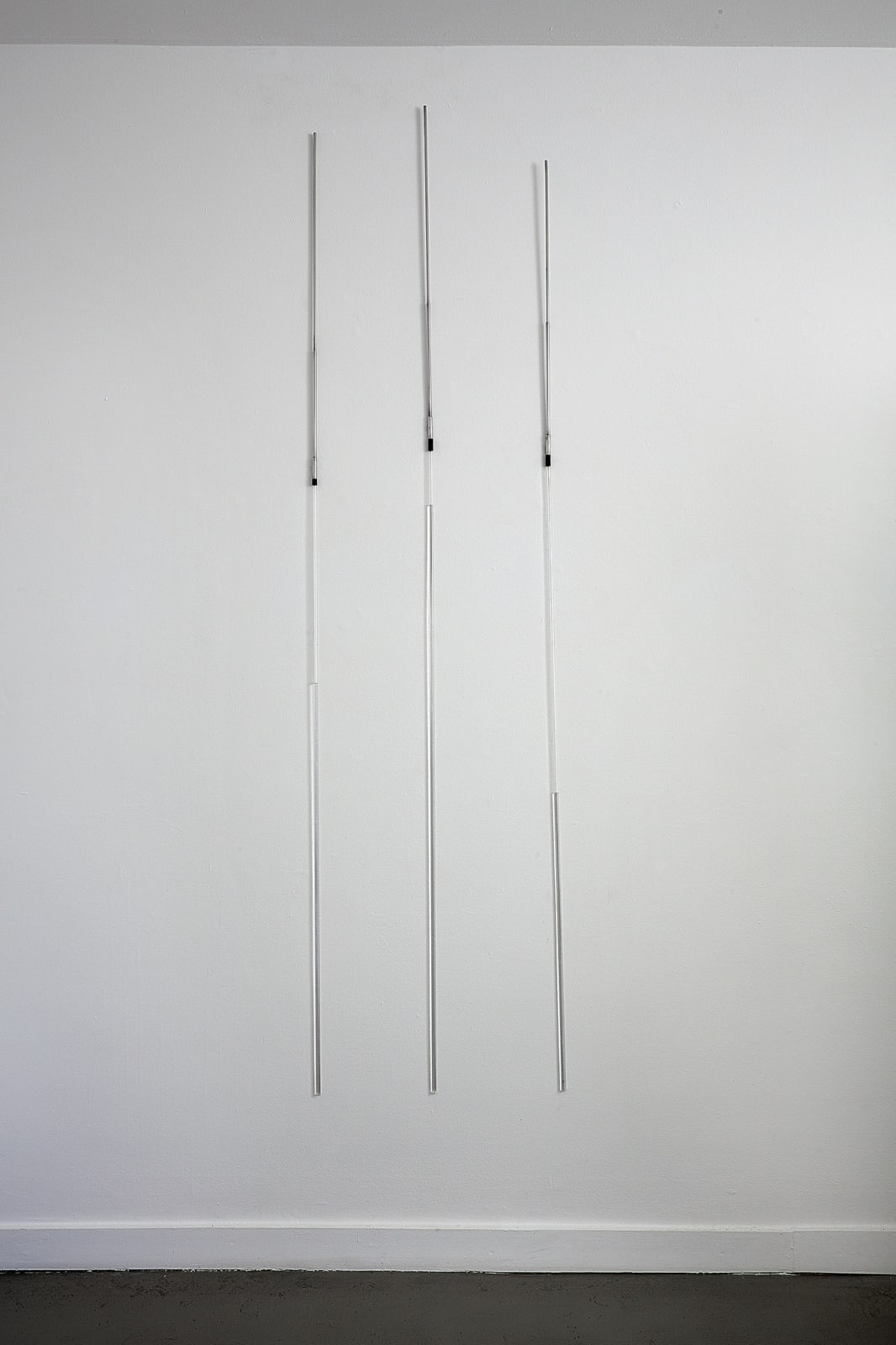 Sarah Pichlkostner, Untitled (M: I have two rooms; L: I have seen from different windows), 2015