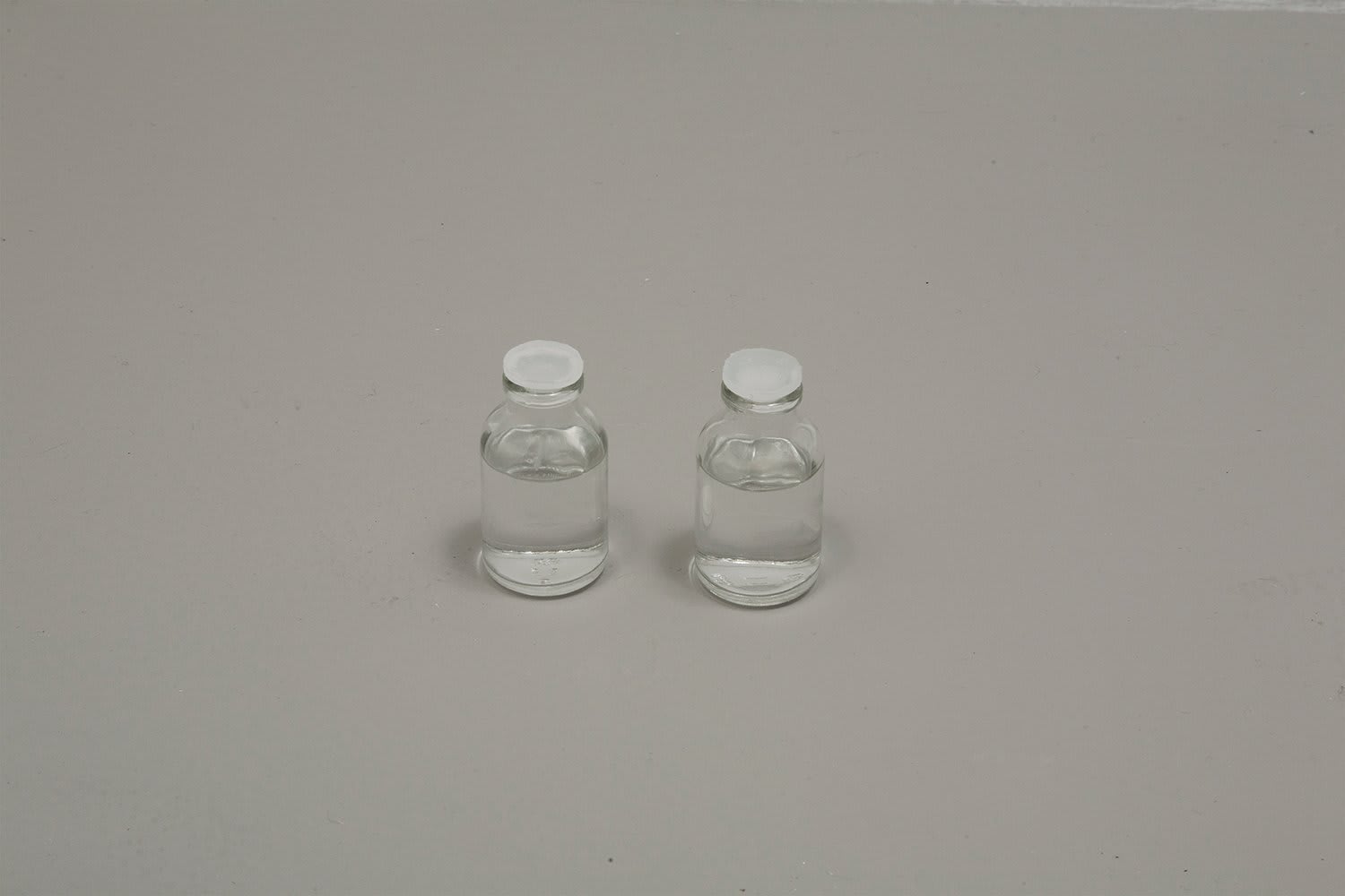Wilfredo Prieto, Poison and Antidote, 2011