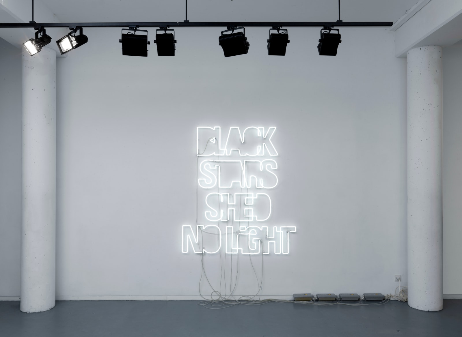Yael Bartana, Black Stars Shed No Light, 2014