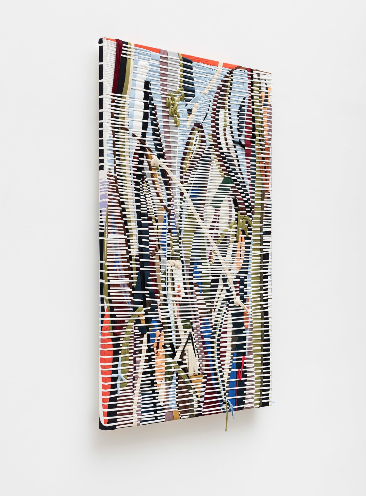 Dani Cavalier, Mata fechada, 2025