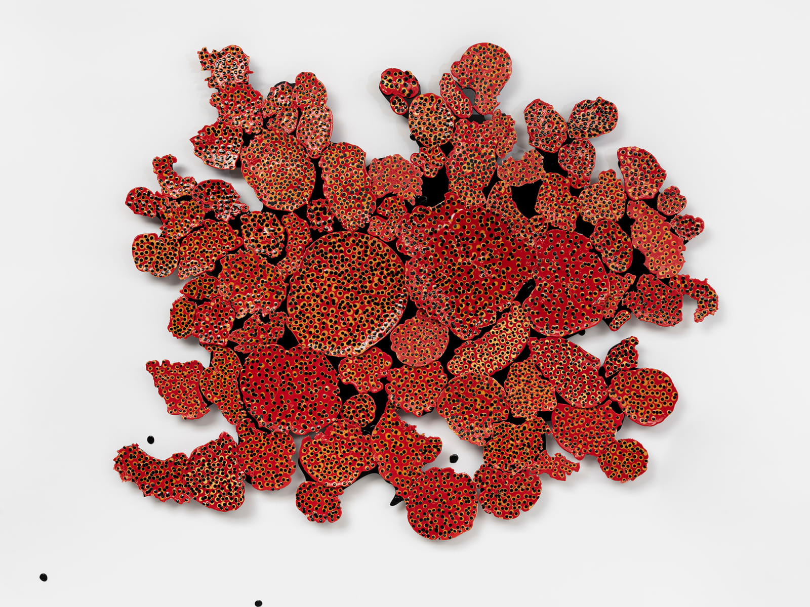 Leo Battistelli, Líquen vermelho IV [Red Lichen IV], 2019