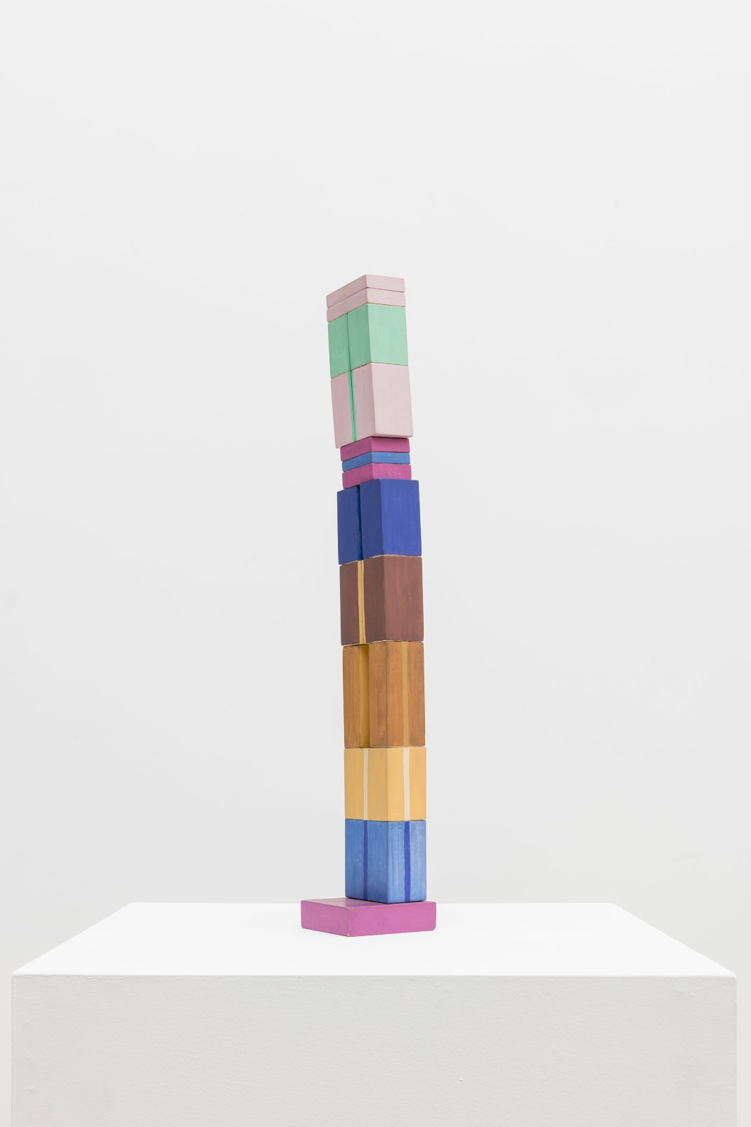 Ione Saldanha, Empilhado, década de 1980 [1980s]