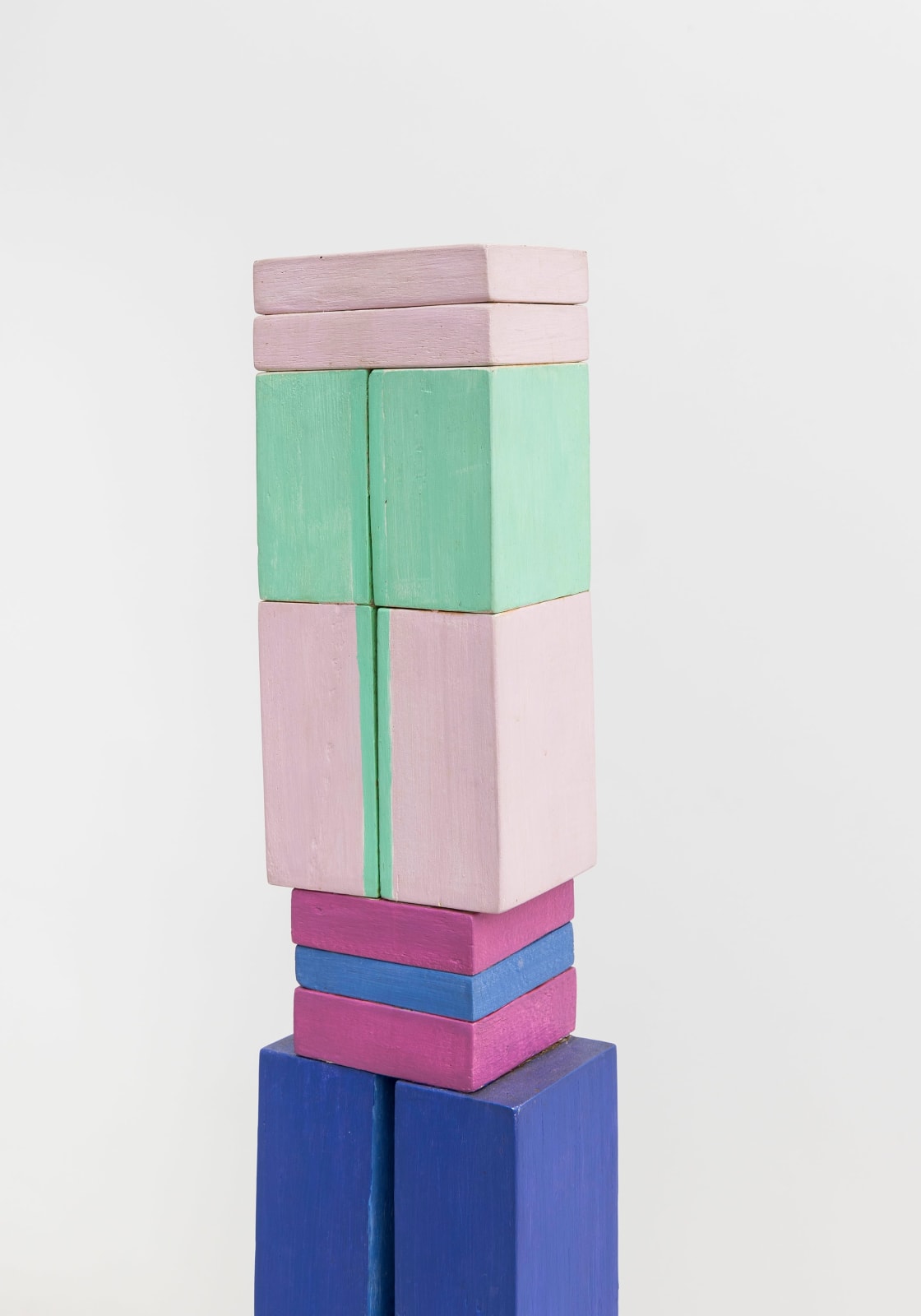 Ione Saldanha, Empilhado, década de 1980 [1980s]