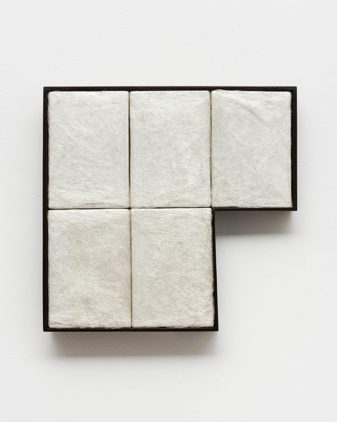 Allan Weber, Endola, da série Traficando Arte [from the series Dealing Art], 2023