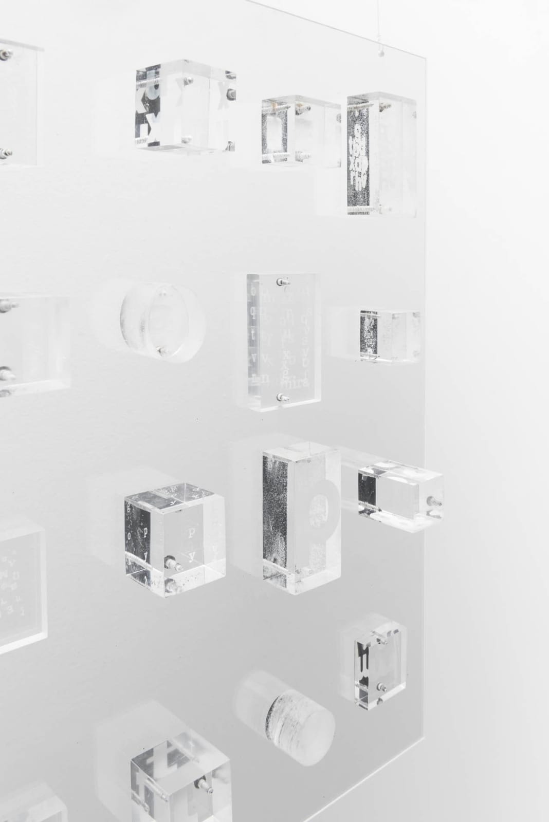 Mira Schendel, Sem título, da série Toquinhos [Untitled, from the Little Stubs series], c. 1970