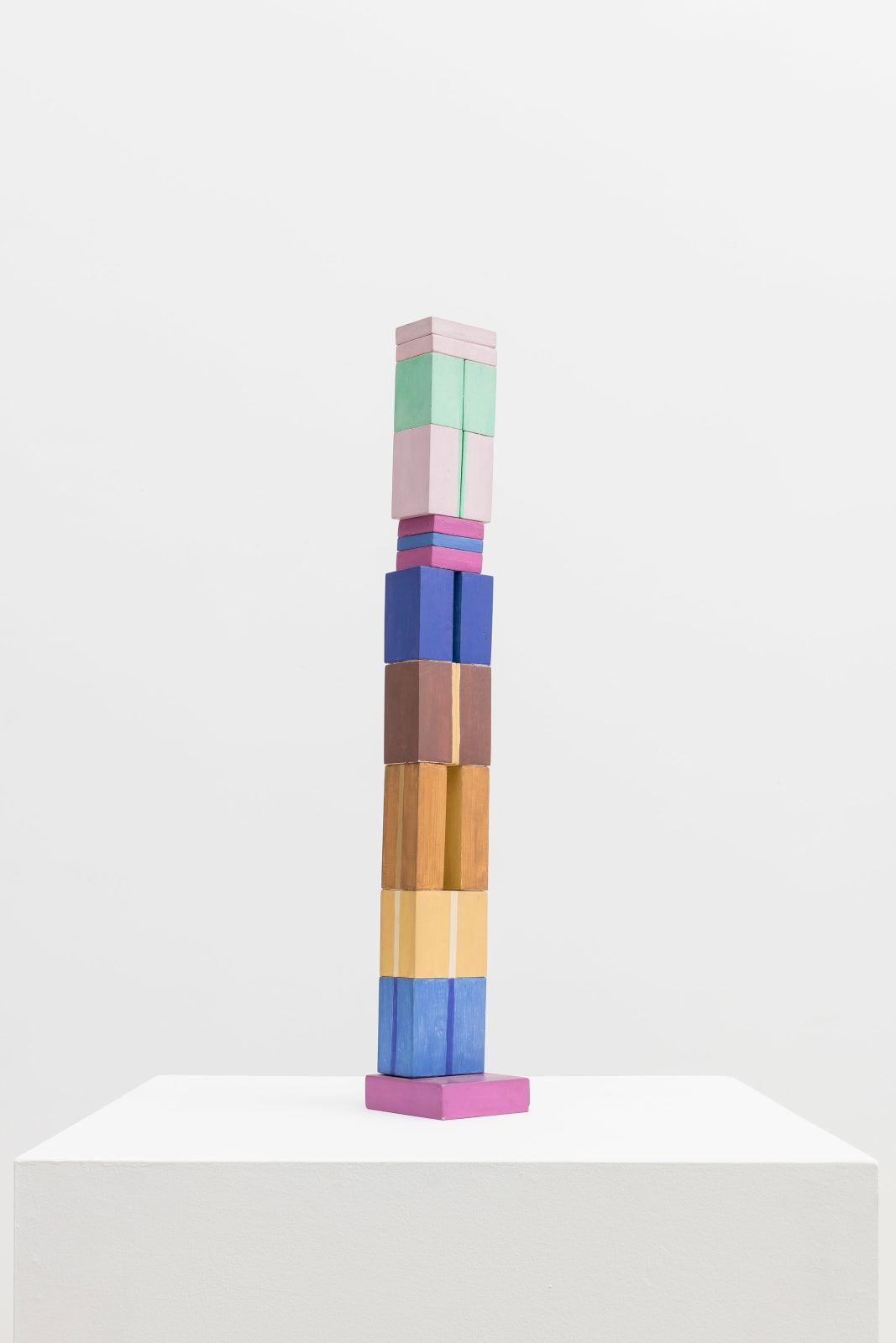 Ione Saldanha, Empilhado, década de 1980 [1980s]