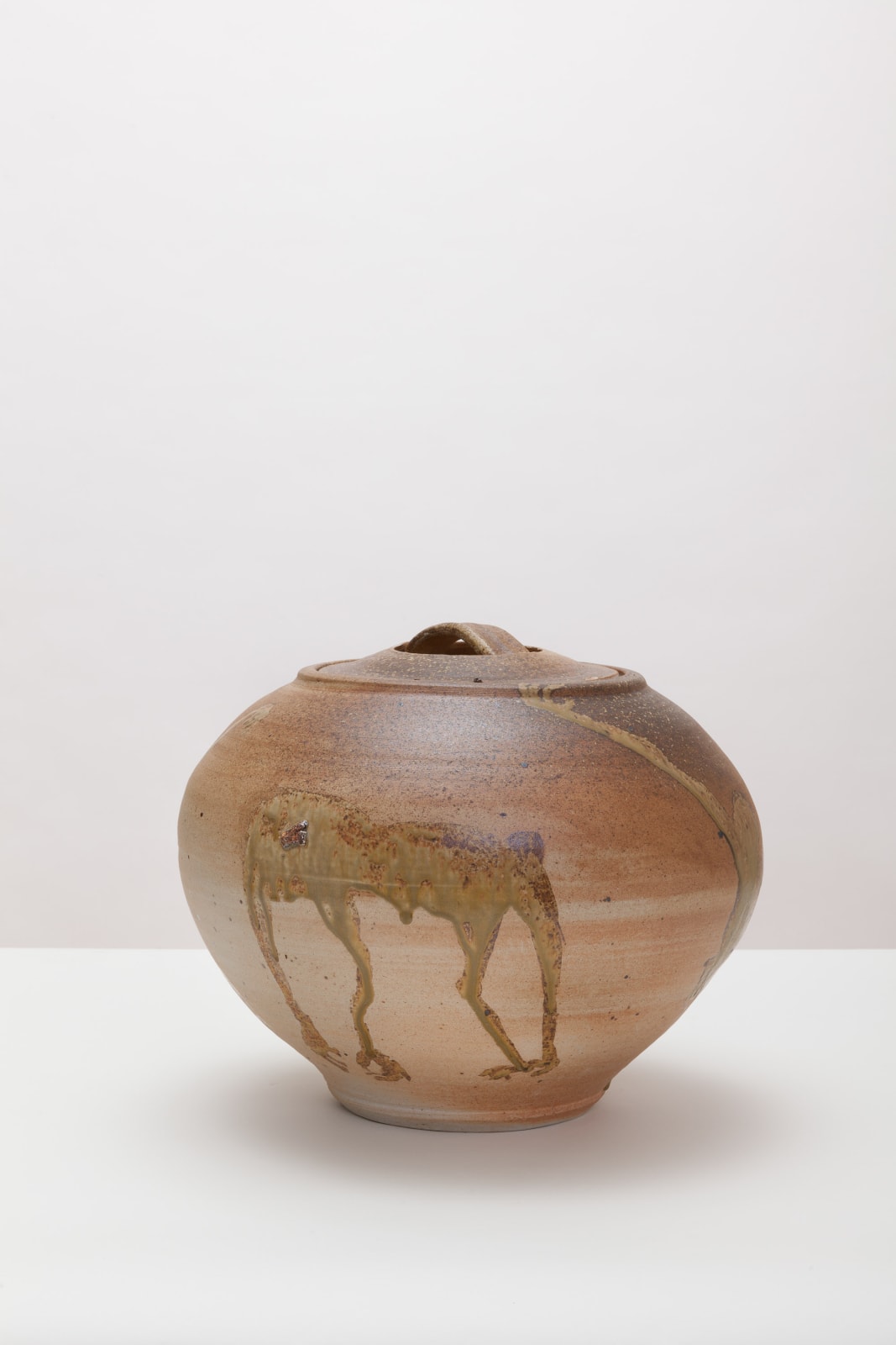 Francis Upritchard, Moon Monkey and Brute Urn, 2016