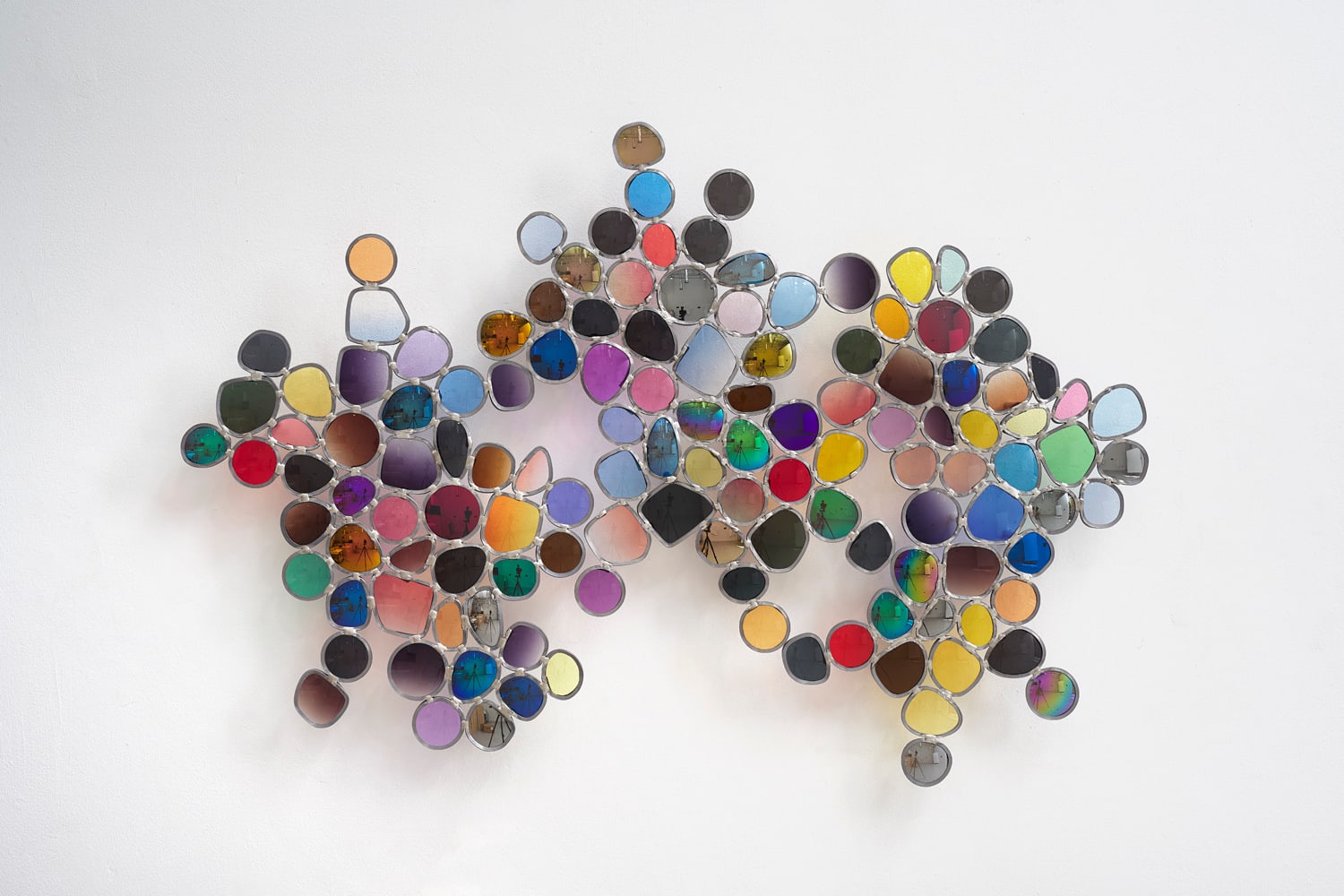 Jim Lambie, Starburst, 2024