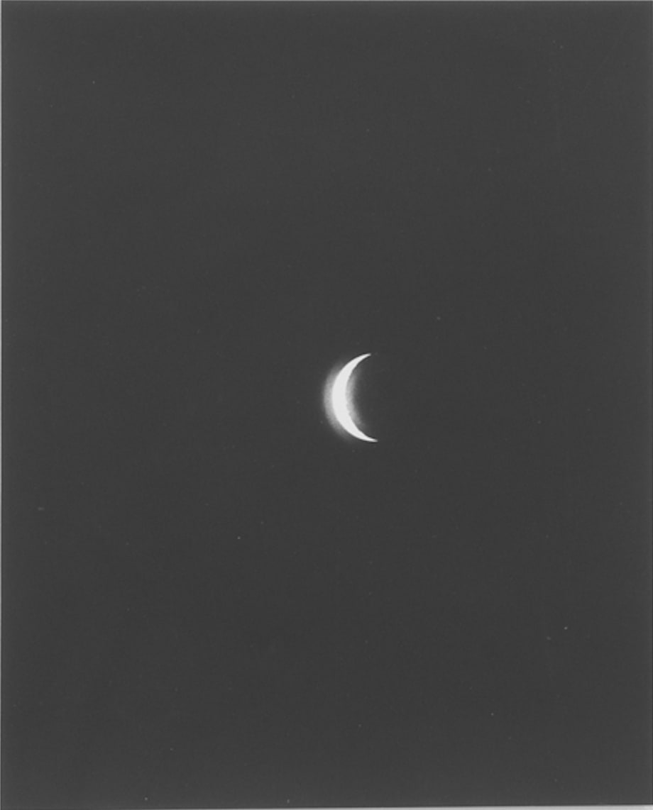 Jochen Lempert, Moon (Oman), 2024