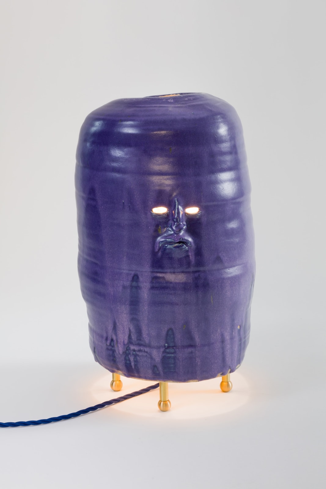 Francis Upritchard, Aubergine Lamp, 2019-2024