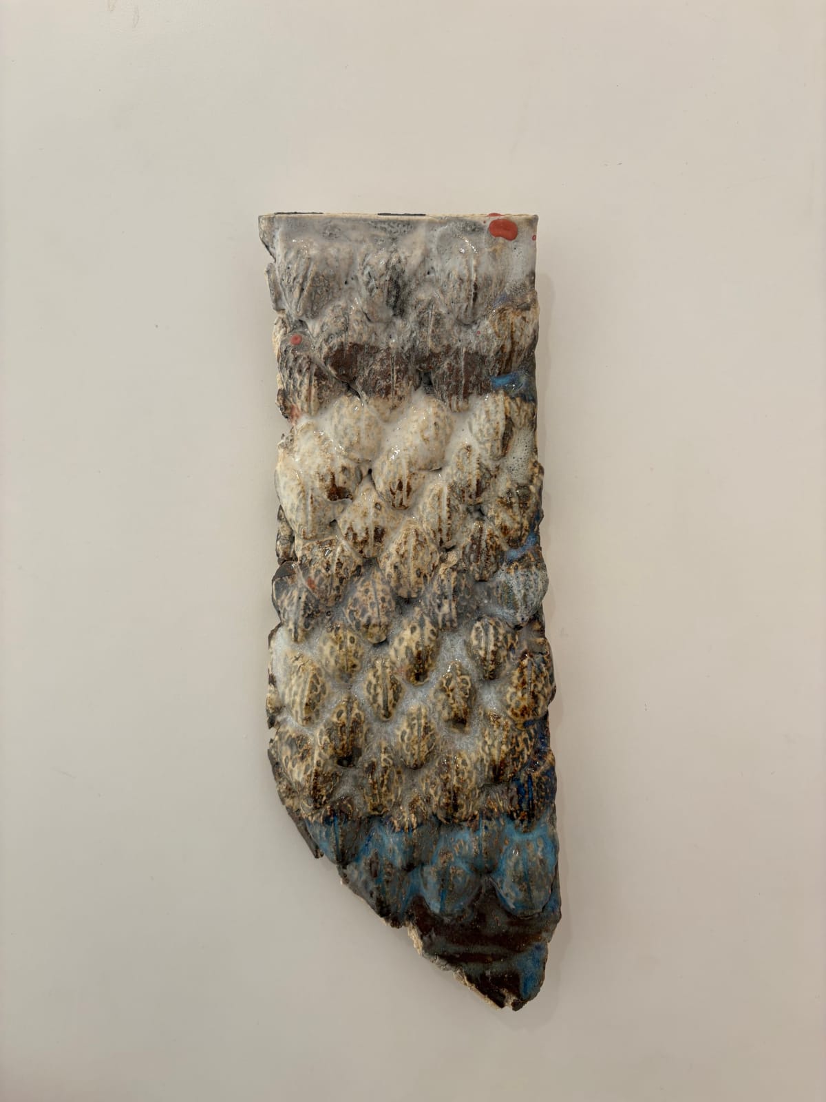 Stephanie Temma Hier, Test tile for swan feathers (study) , 2025