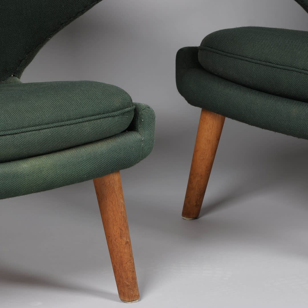 Hans Wegner, A pair pf Papa bear model AP-19 armchairs, 1950's