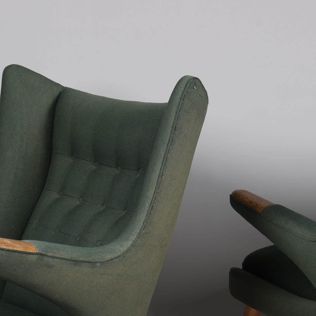 Hans Wegner, A pair pf Papa bear model AP-19 armchairs, 1950's