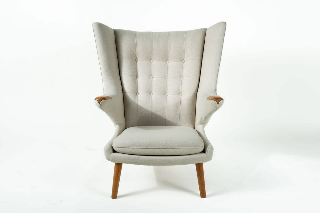 Hans Wegner, A pair pf Papa bear model AP-19 armchairs, 1950's