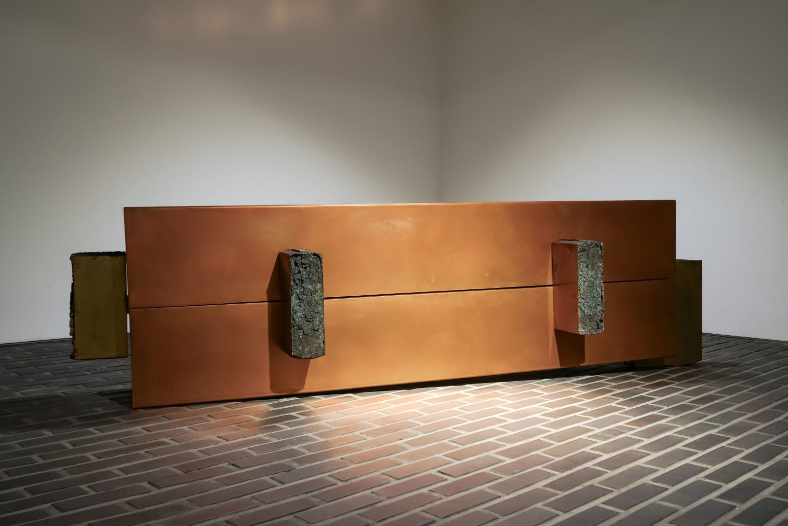 UM Tai-Jung, Bronze. Object. Age-97-1 청동.기.시대 97-1, 1997