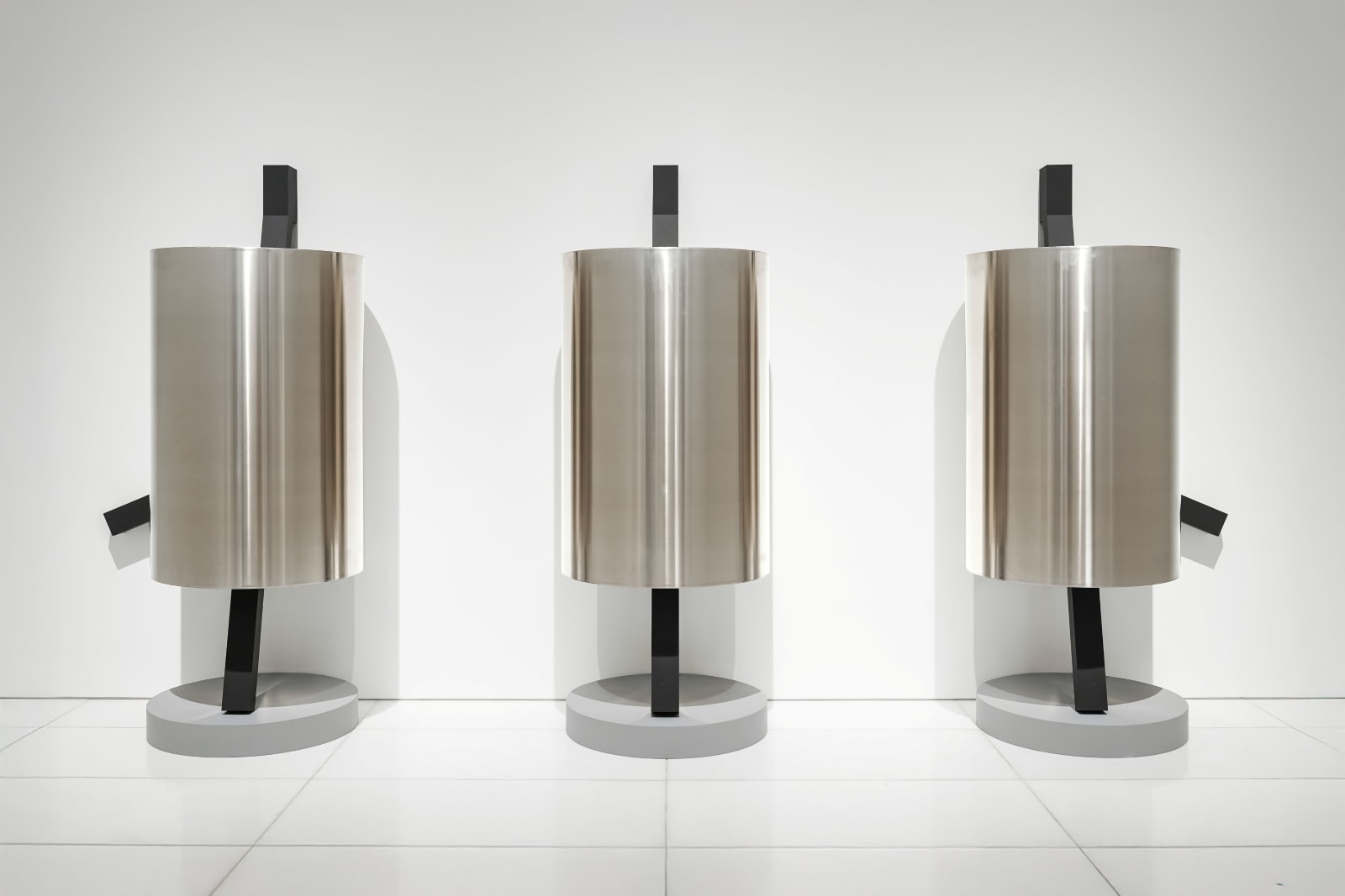 UM Tai-Jung, The Stranger's Sanctuary – Silver Veil Appearance I, Appearance II, Appearance III 낯선자의 은신처-은빛 베일 출현 I, 출현 II, 출현 III, 2025