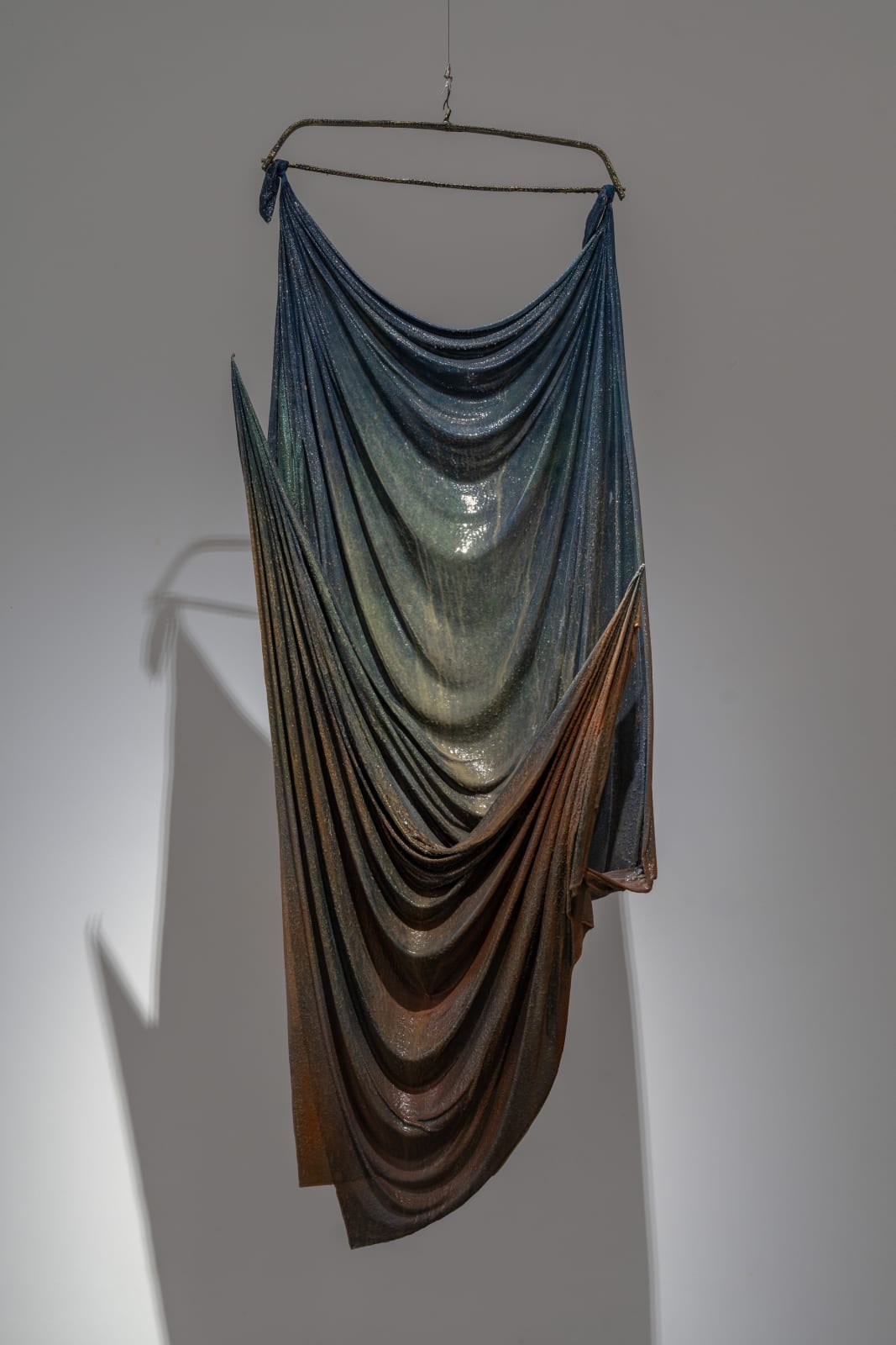 赵玉 Pocono ZHAO Yu, 《阳光战袍——海上的就是世界的》 Robe in the Sun – A world on the Move, 2023
