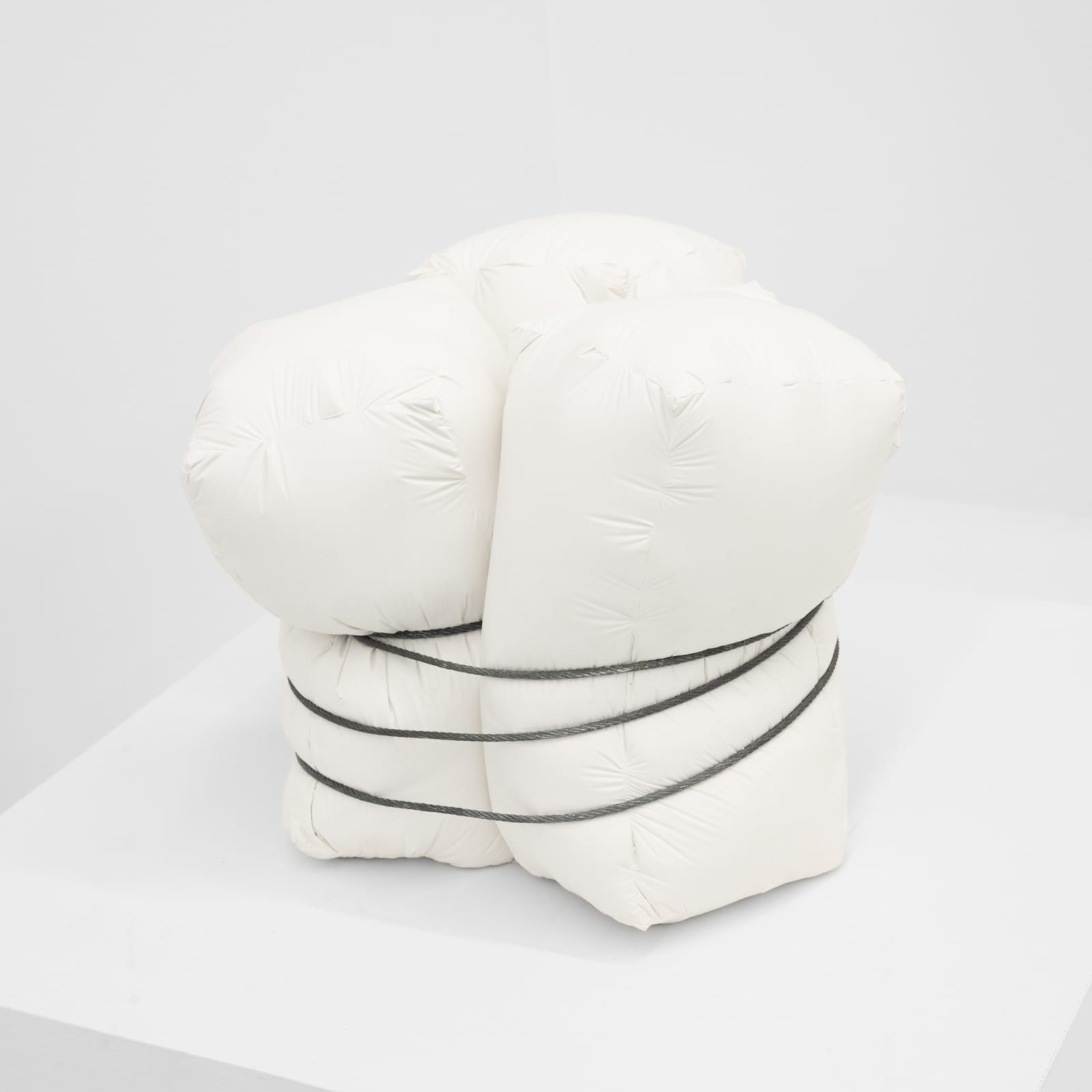 Ian Mcmahon, Tri-bubble cable wrap (8.13.25), 2025