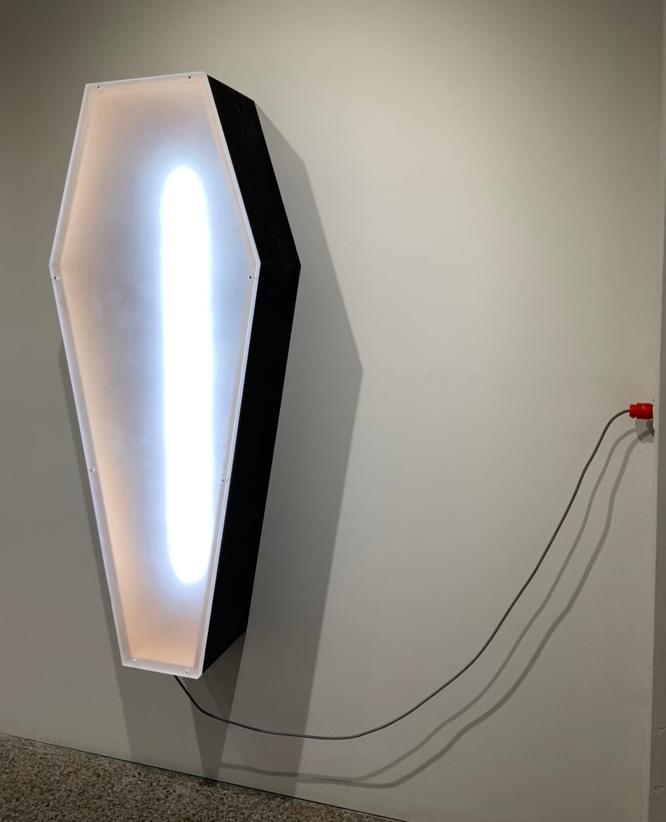 Tuk Vaughankraska, Coffin, 2020