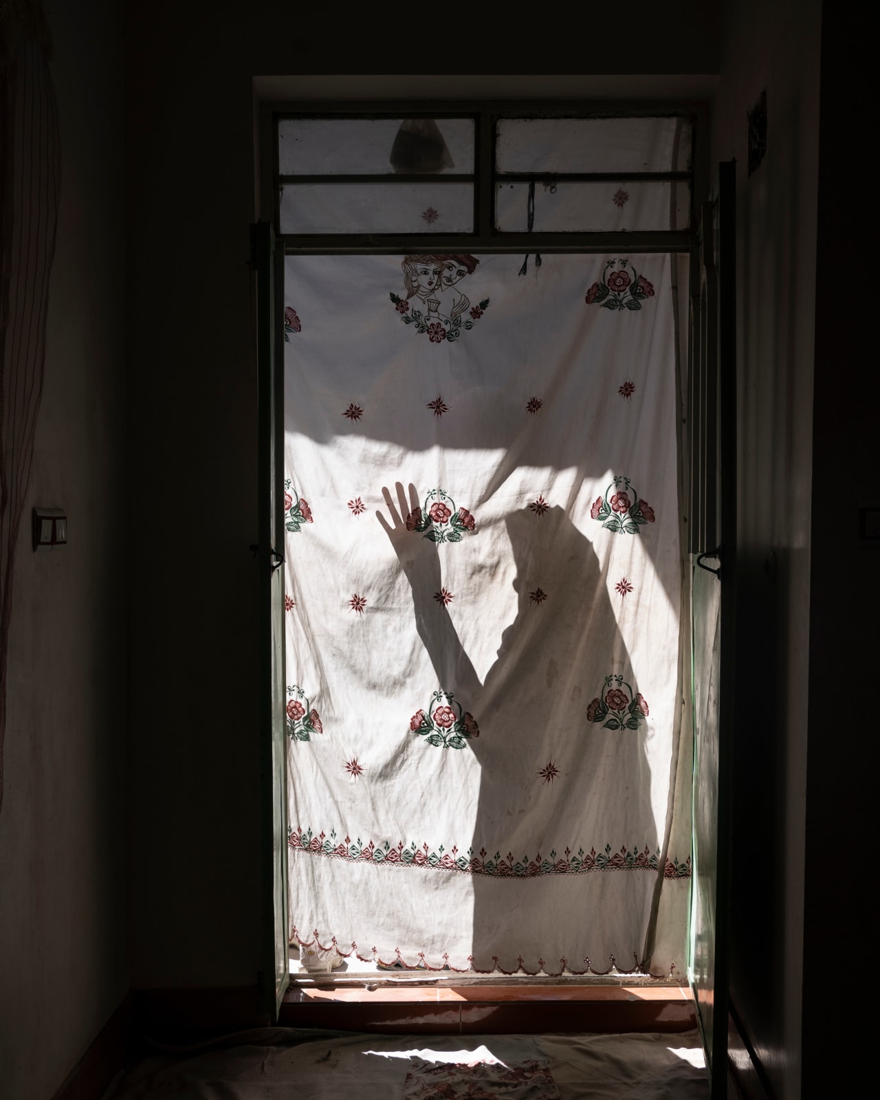 Johanna-Maria Fritz, Shadow image of Massouma, 2021
