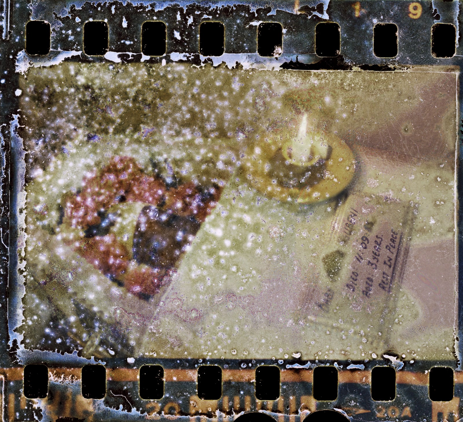 Gideon Mendel, THE CASKET OF THREE-YEAR-OLD MITA NGUBENI..., 1985