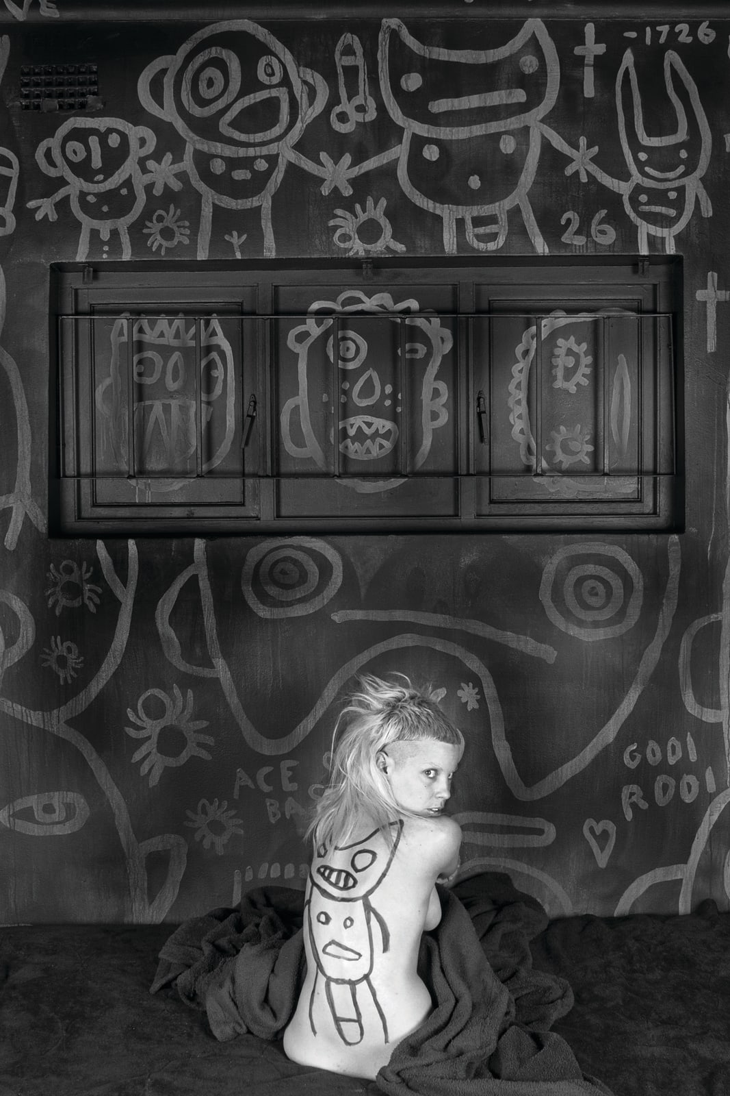 Roger Ballen, GOOI ROOI, 2012