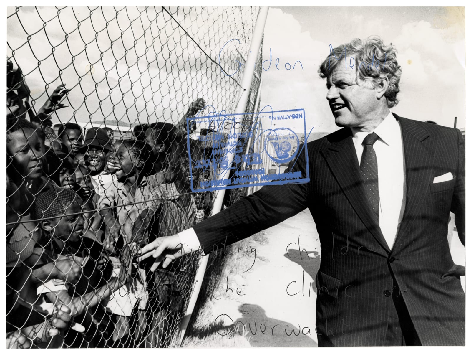 Gideon Mendel, 12 MERGED, 2019