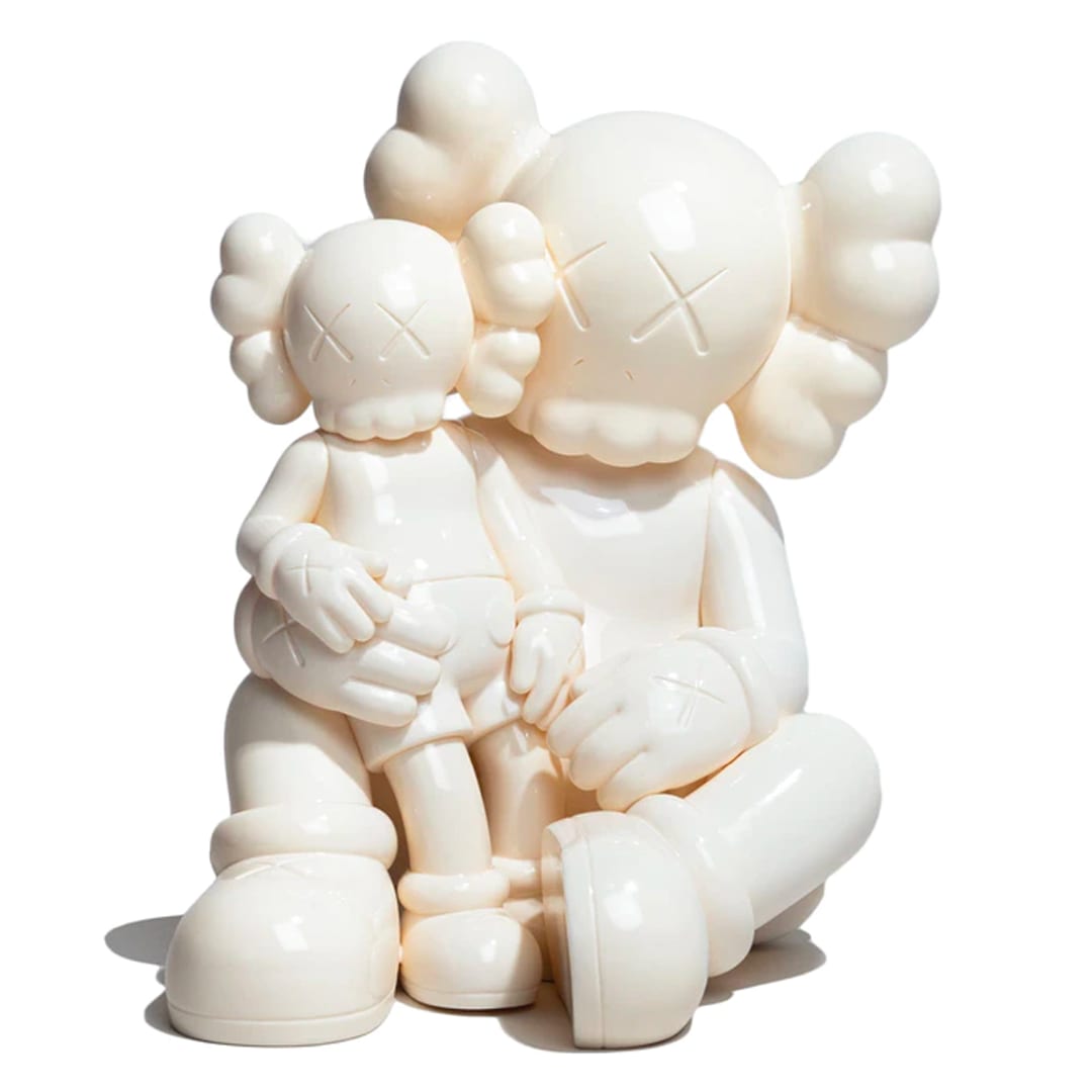 サイズ KAWS HOLIDAY CHANGBAI MOUNTAIN の通販 by マイオンラインショップ｜ラクマ カテゴリ