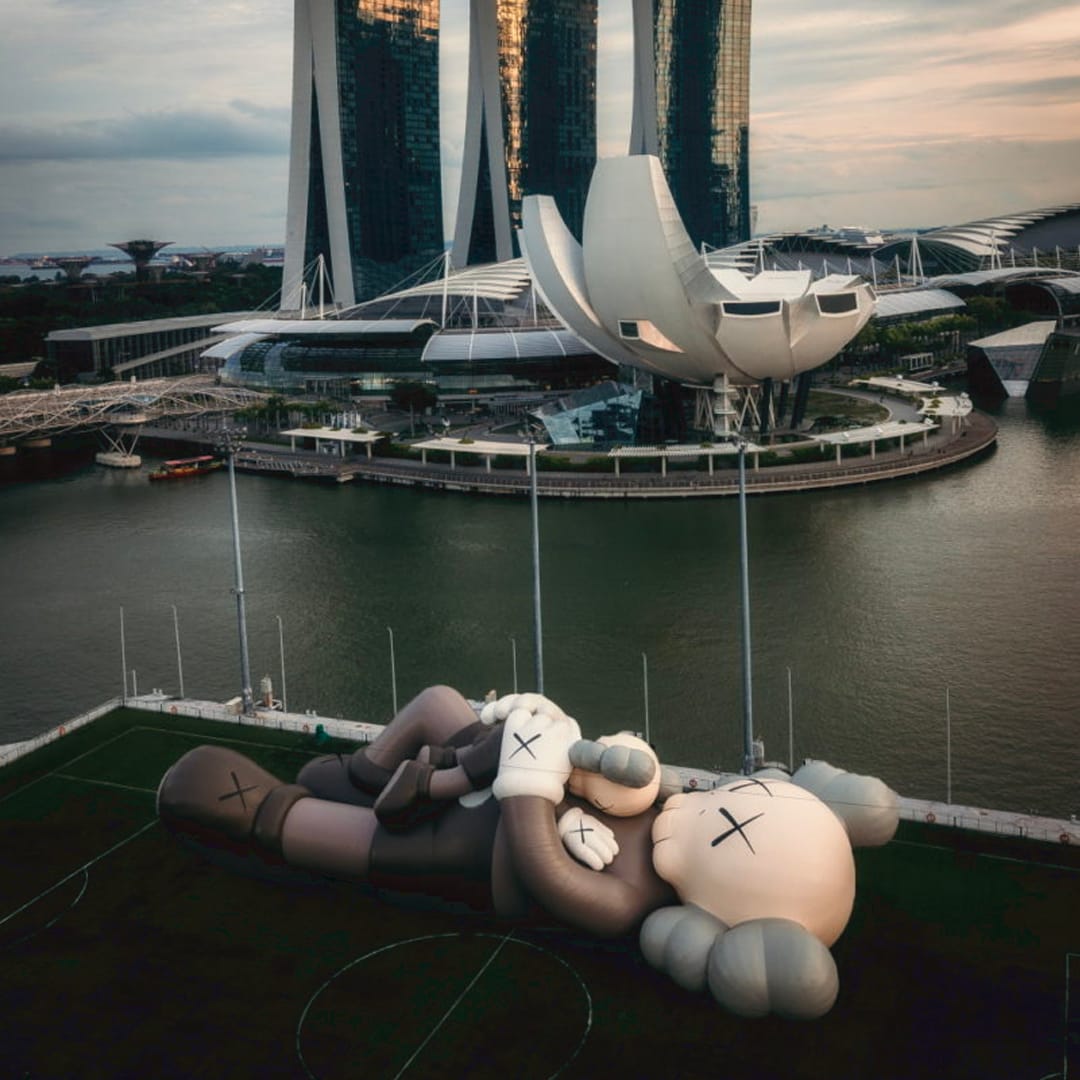 KAWS, HOLIDAY SINGAPORE Black, 2021 | Art Code Space