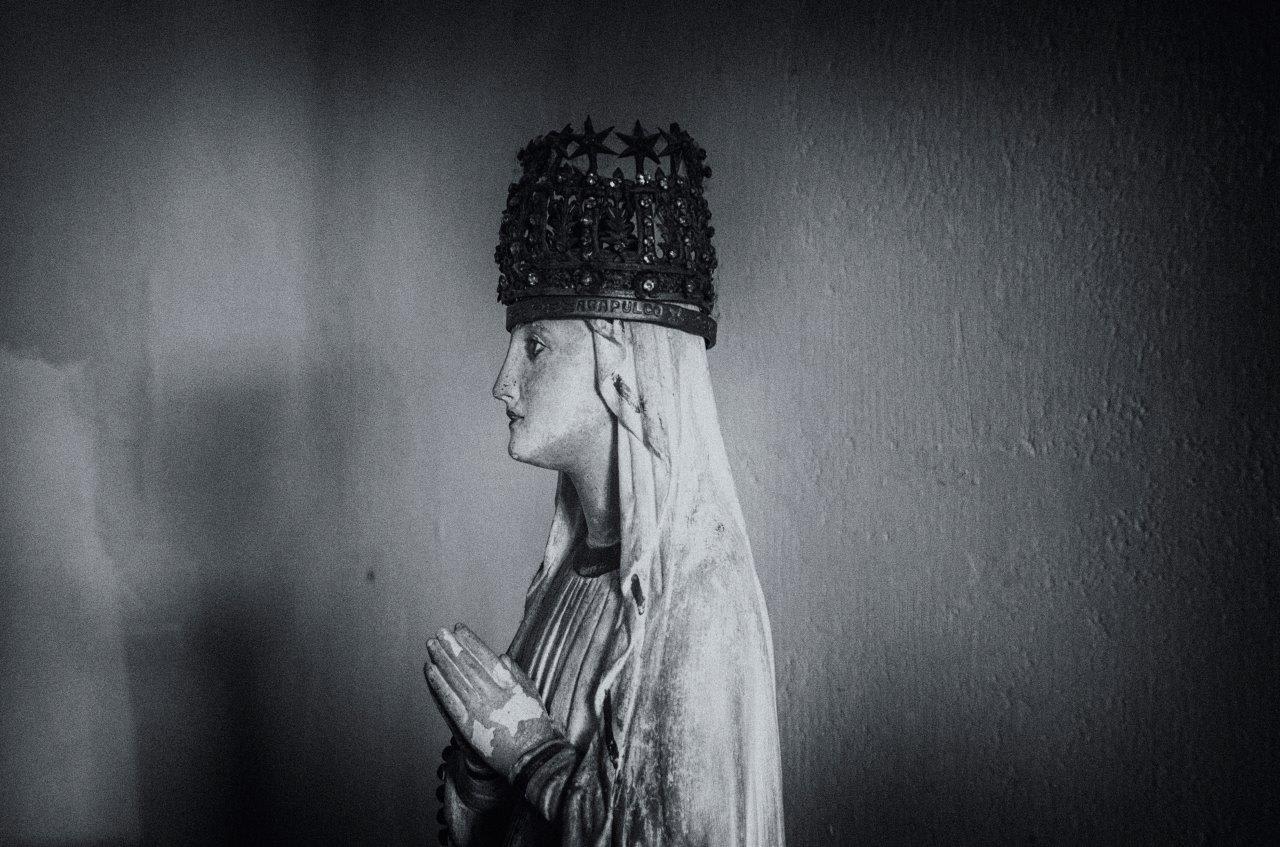 Antonio Margolles, From "Household objects" series, 2018