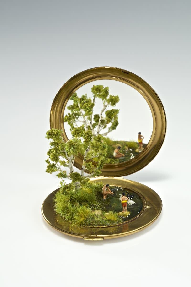 Kendal Murray, Gaze, Appraise, Display (Compact), 2013