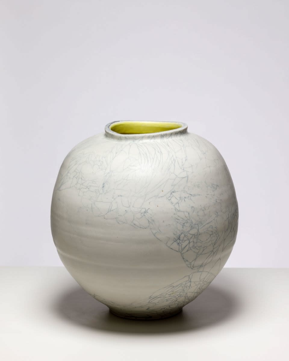 Belinda Fox & Neville French, Moon Jar I – Cultivate, 2021