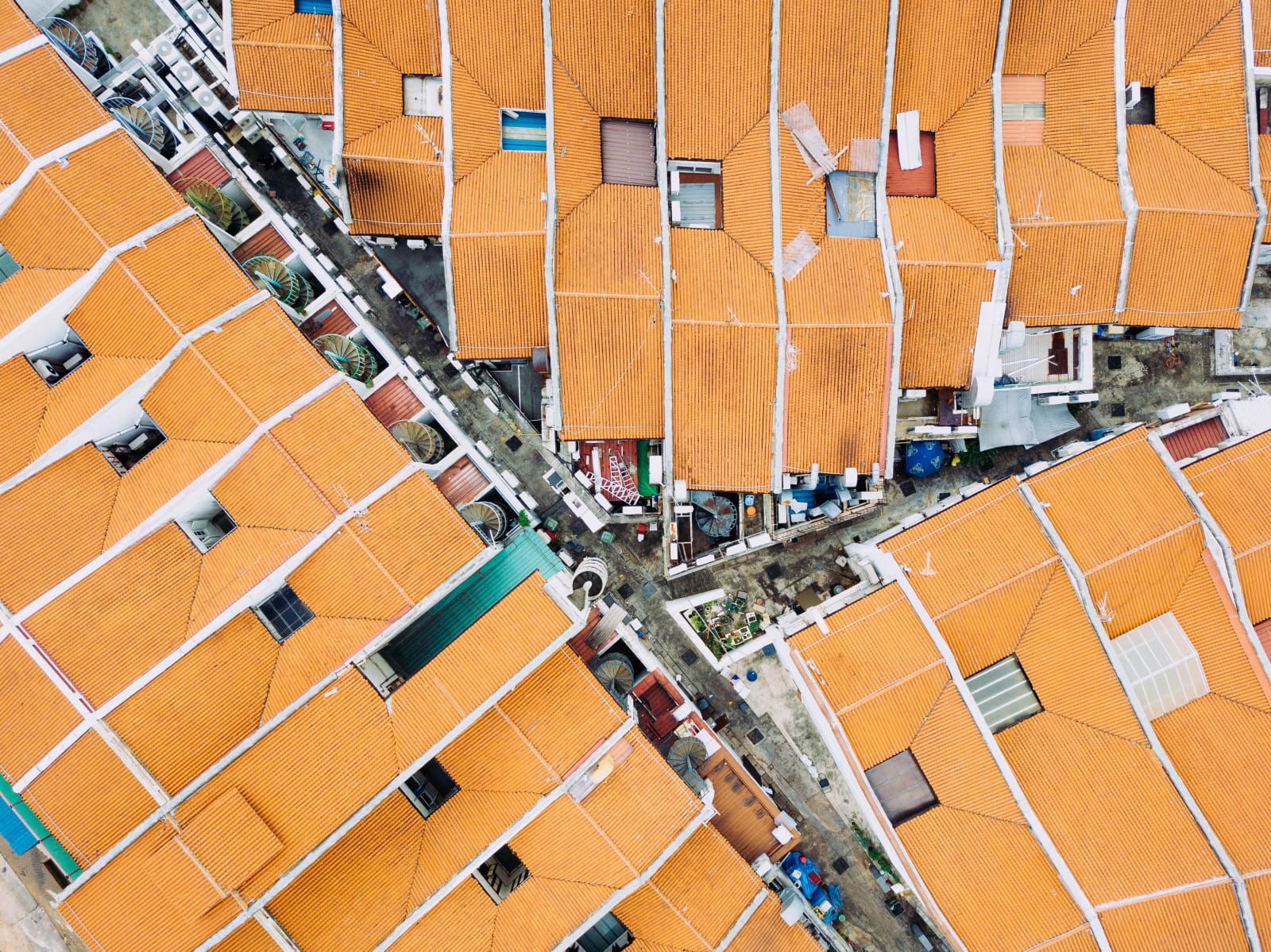 Oliver Routledge, Untitled Roofscape II