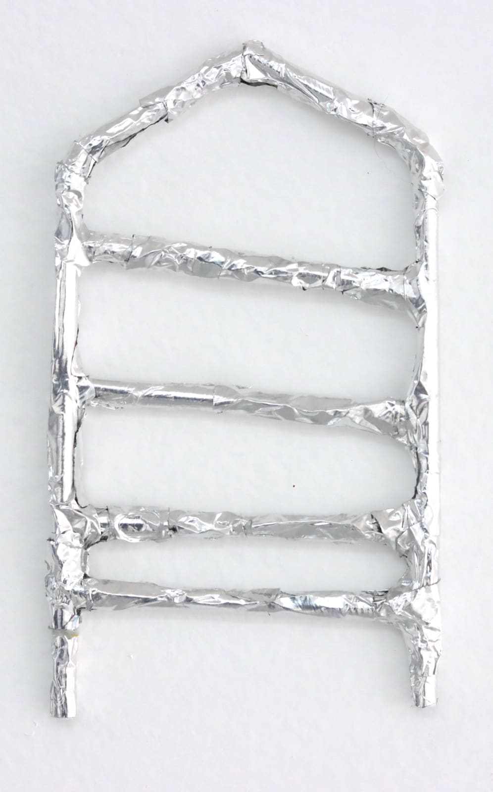 Renata Berdes, Towel Warmer, 2022