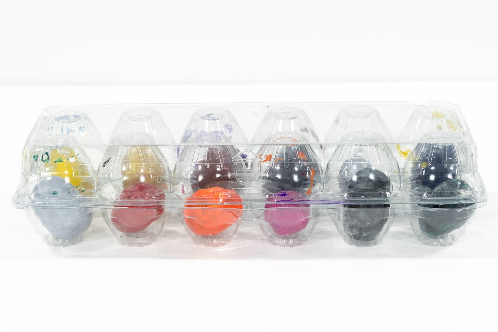 Renata Berdes, Easter Eggs, 2022