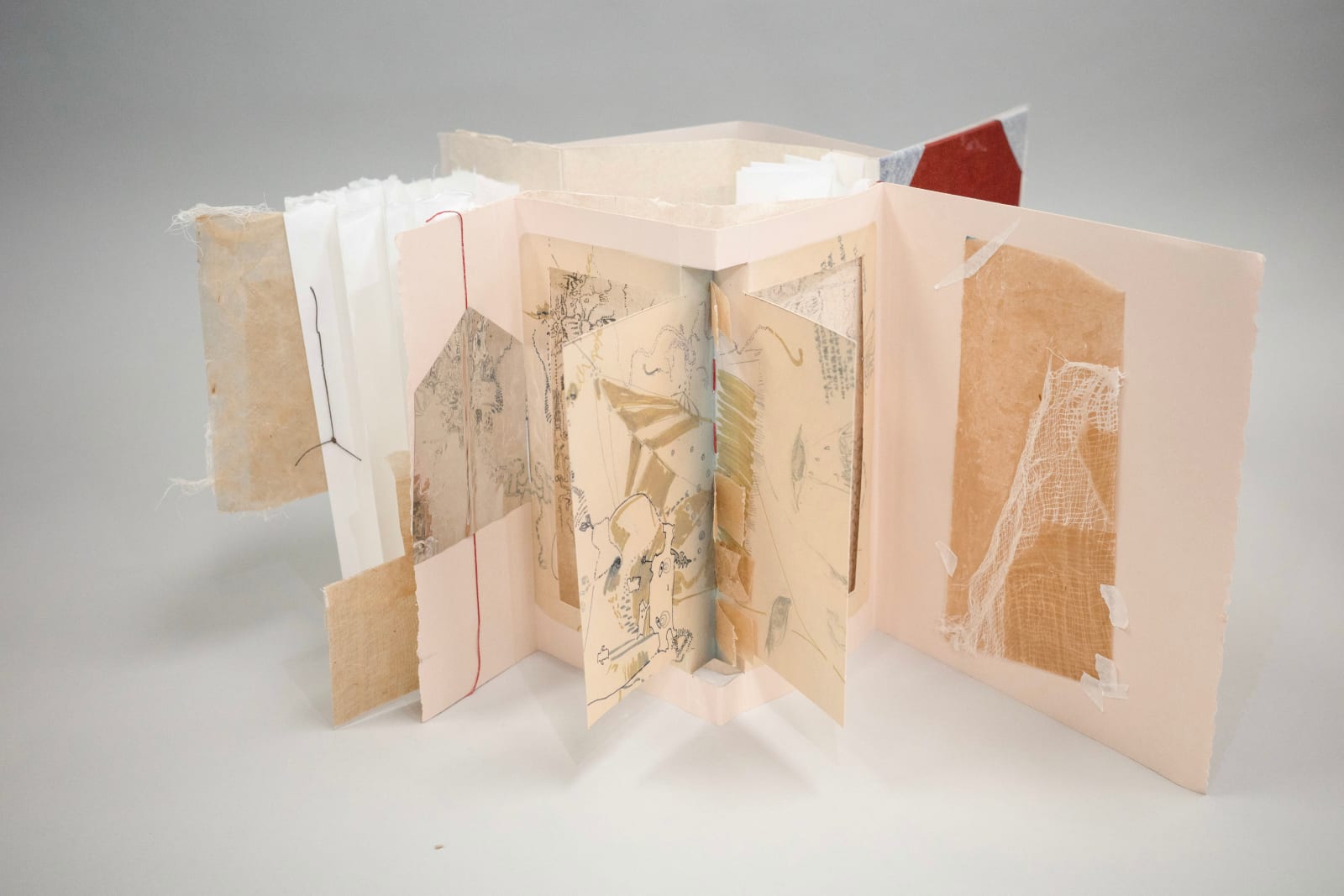 Xiaoyi Jiang, Artist Book, 2025