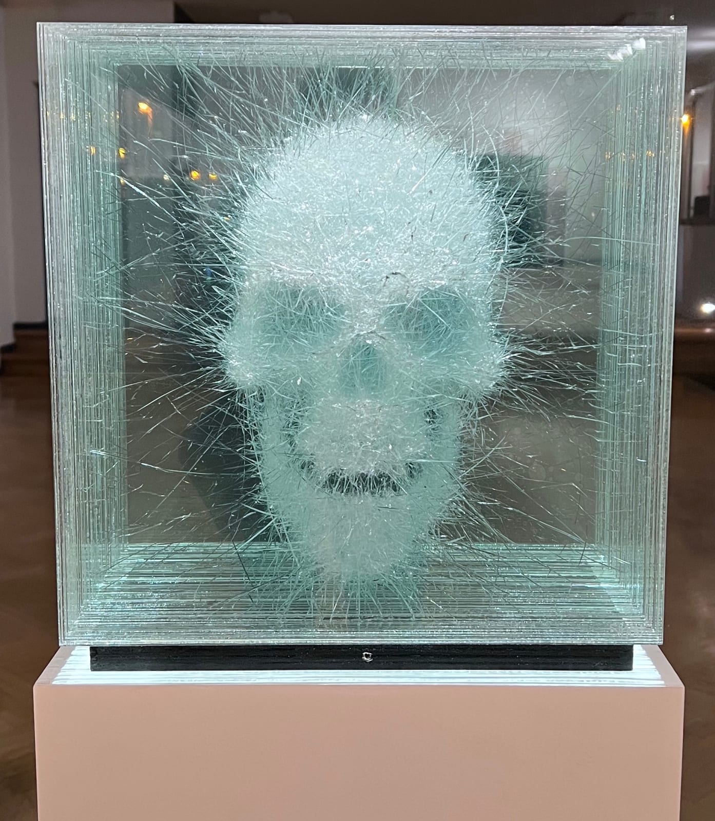 Simon Berger, SKULL CUBE, 2025