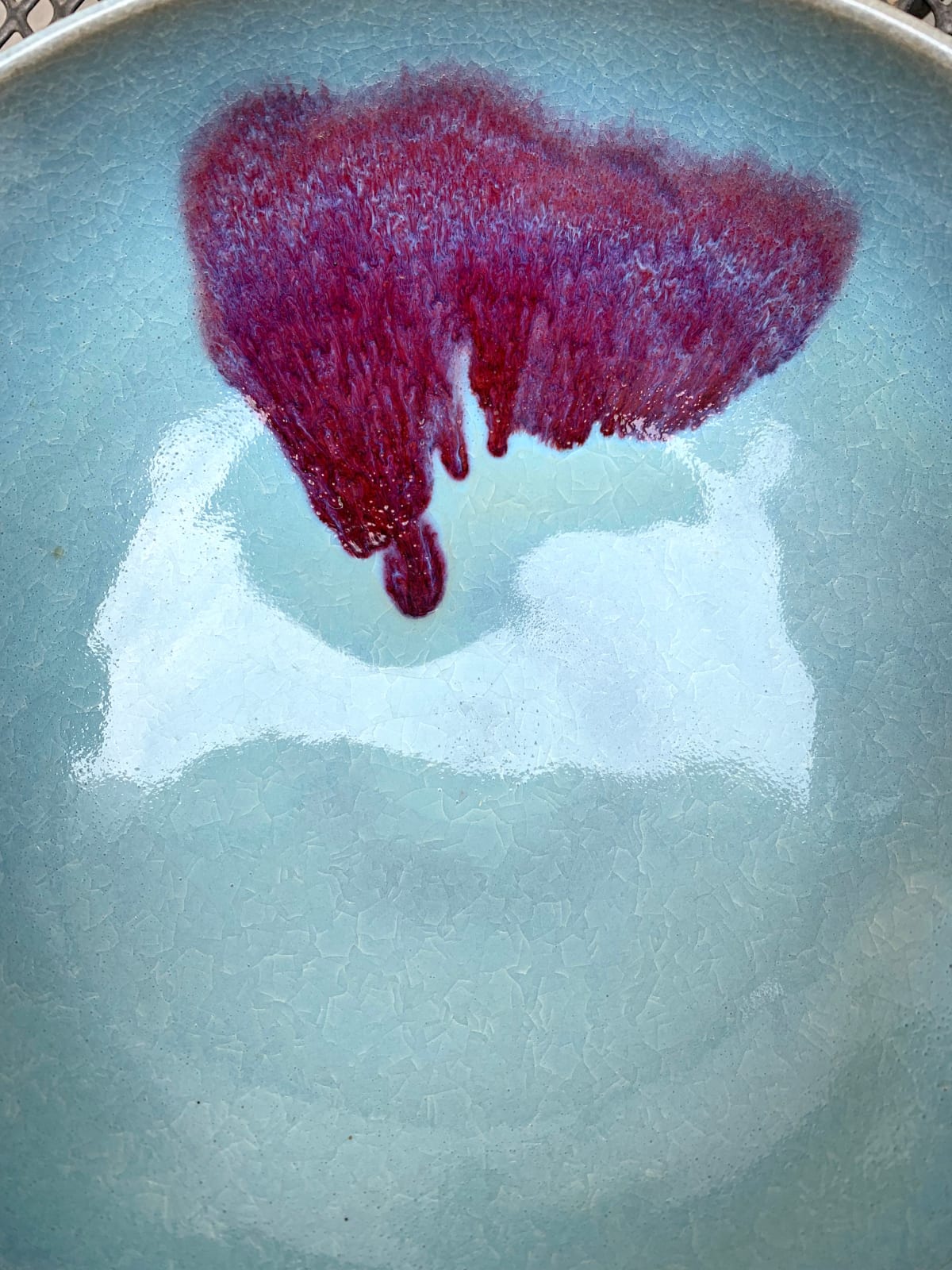 blue chinese ceramic bowl, celadon glazed porcelain bowl, blue porcelain bowl, ru-ware type celadon porcelain, fine chinese porcelain, reproduction of antique ceramic, Tsai Hsiao-fang, fine porcelain chinese bowl, ancient style bowl, decoration art, interior home design, interior design, decoration bibliothèque, bureau decoration, art thema heyi gallery, brussels art gallery