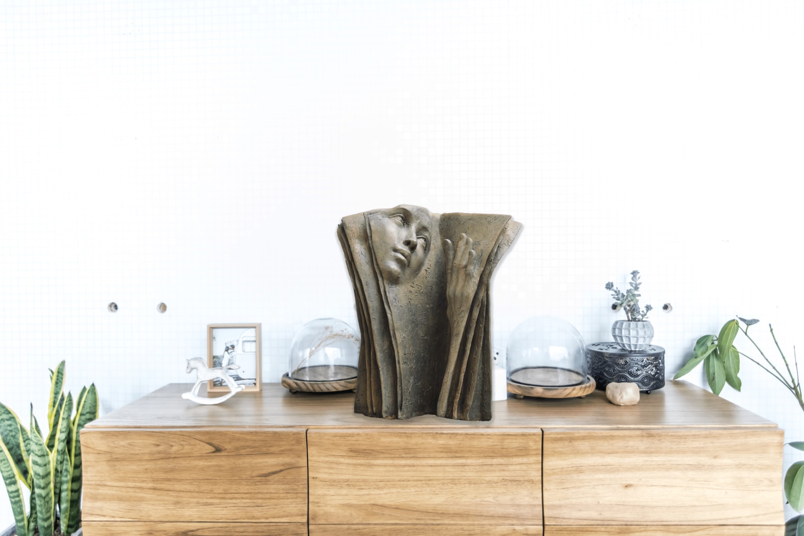 art thema, artthema, art, thema, Lezione multipla, donna, viso, libro, spirito, scultura in bronzo, paola grizi, artista italiana, scultura contemporanea, scultura in bronzo, arte scultorea, decorazione artistica, design d'interni, design artistico, decorazione salone, casa d'arte, galleria arte thema heyi, contemporanea galleria d'arte bruxelles