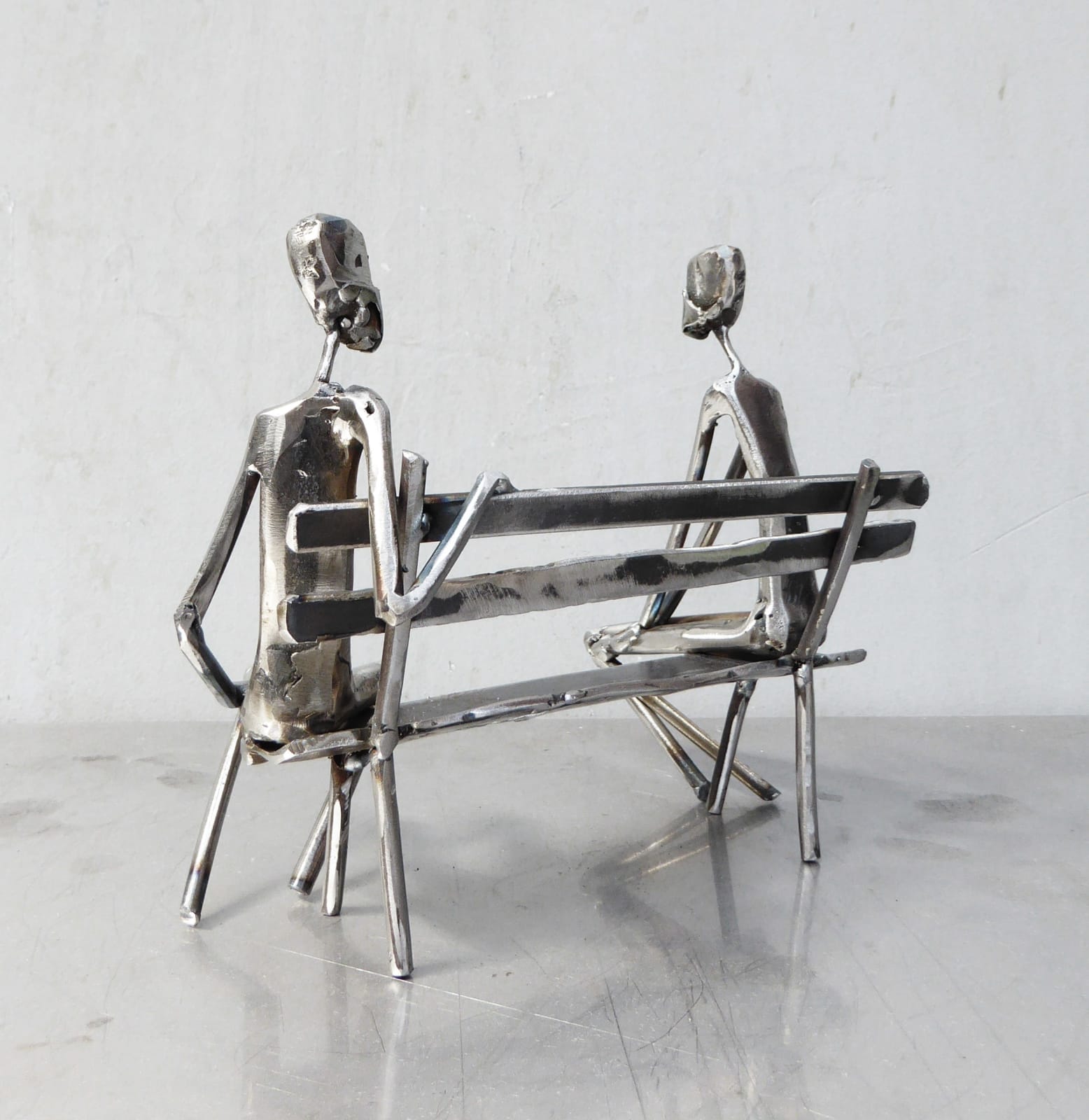 Distance, masque, person, solitude, covid, caroline brisset, steel sculpture, contemporary art, figurative art, Art Thema Heyi Gallery, Brussels