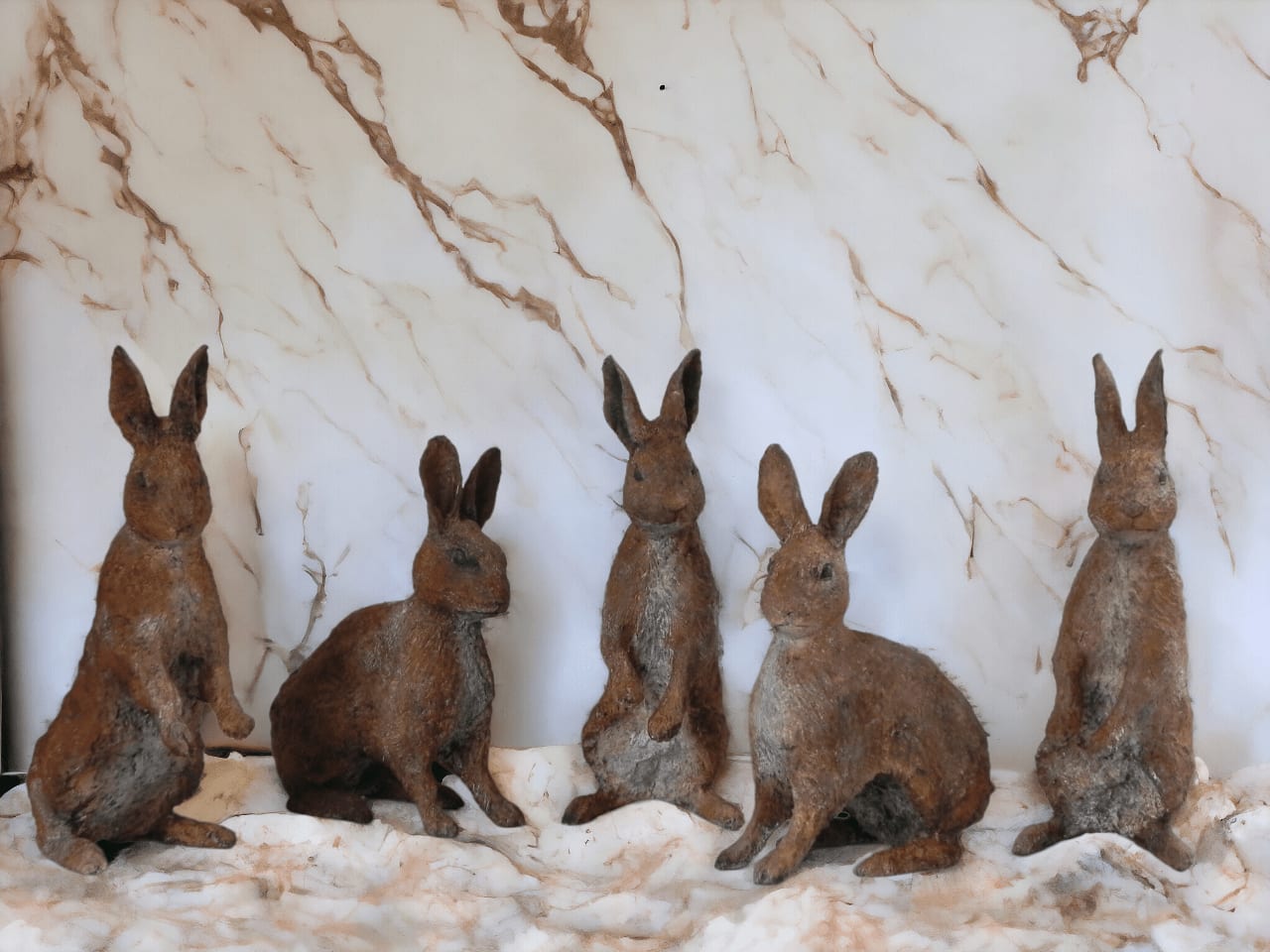 marie thys, thys, art thema, artthema, art, thema, sculpture, bronze, animal, lapin, lapins, famille de lapins, lapins en bronze, sculpture de lapin, sculptures de lapins, art animalier, décoration d'intérieur, décoration jardin, arles, camargues, art camargue