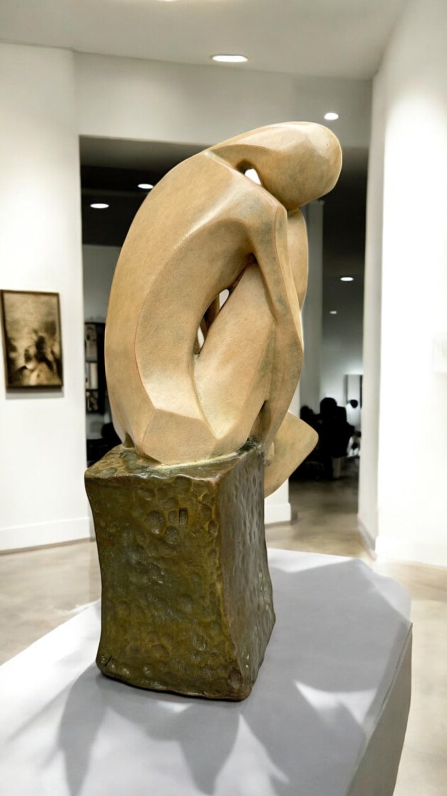 So du Sud, Sophia, Frauenskulptur, Denker-Skulptur, Denkerin-Skulptur, kleine Skulptur, kleine Skulptur kaufen, Dekorationsskulptur, Frauenskulptur in Bronze, Skulptur, Bronze, Bronzeskulptur, eine Skulptur kaufen, eine Bronzeskulptur kaufen, niedliche Skulptur, rosa Patina, Innendekoration, Kunstvermietung, Kunstinvestition, Kunst kaufen, Kunstkauf, Kunstsammlung, Kunstliebhaber, Kunstsammler, hochwertige Bronzeskulptur, Statue, beige Statue, eine Statue kaufen, Art Thema, Art Thema Galerie, Belgien, Frankreich, weltweit.