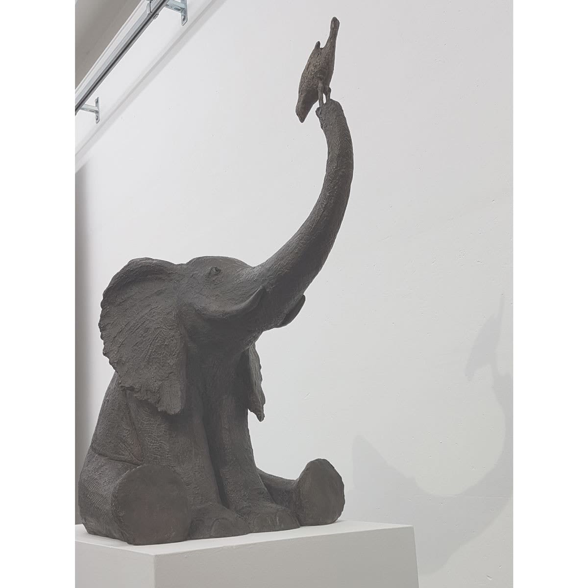 bronzen olifant sculptuur Sophie Verger dierkunst, decoratief tuinbeeld olifant Sophie Verger Art Thema, tuinbeeld olifant in brons getoond in Aix-en-Provence, dierensculptuur olifant Sophie Verger salon Côté Sud, olifant in de tuin kunstwerk Sophie Verger SMART beurs, charmante bronzen olifant voor kunstverzamelaars, dierbeeld in brons van Sophie Verger Art Thema, eerste kunstcollectie olifant beeld Sophie Verger, expressieve olifant sculptuur in brons voor tuin, decoratieve dierensculptuur Art Thema olifant brons, tuinbeeld olifant getoond op SMART Aix door Art Thema, kunstige dierensculptuur Sophie Verger salon Côté Sud, bronzen olifant voor verfijnde tuindecoratie, olifant in de tuin sculptuur voor tuinliefhebbers, bronzen olifant Art Thema galerie Sophie Verger, dierlijke sculptuur in brons voor tuin of interieur, Sophie Verger olifant kunstwerk voor nieuwe verzamelaars, olifant beeldhouwwerk tentoongesteld in Aix, bronzen olifant beeld decoratie Sophie Verger, olifant kunst voor dierkunstliefhebbers Sophie Verger