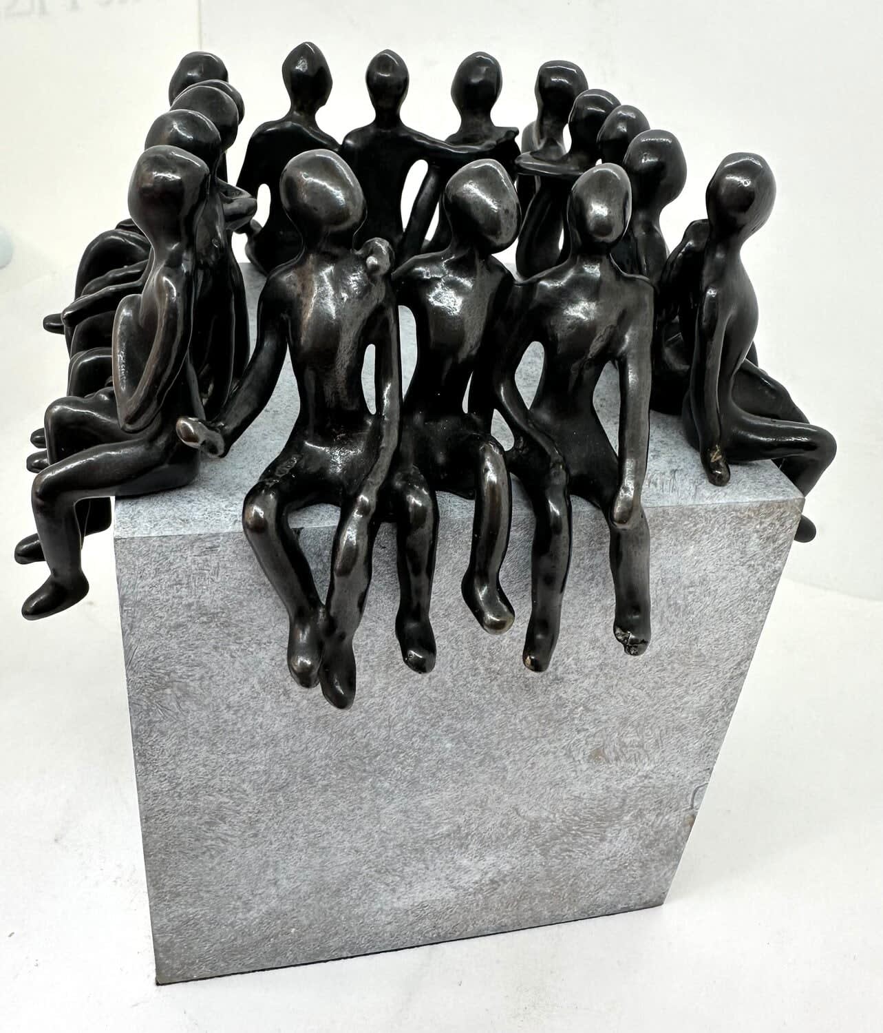Olivier Messas, Aux 4 coins du monde, 2024