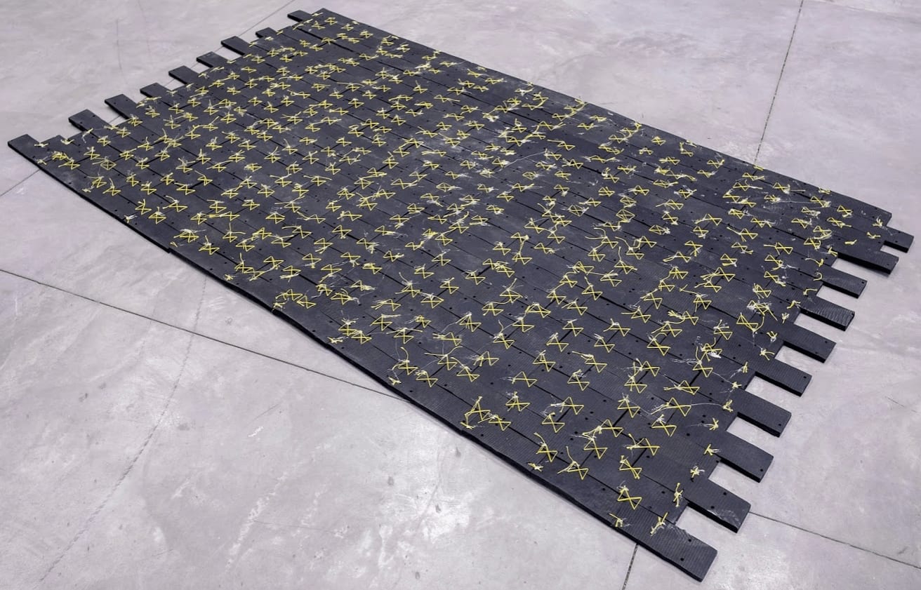 Jean Servais Somian, Tapis tapette Noir, 2019